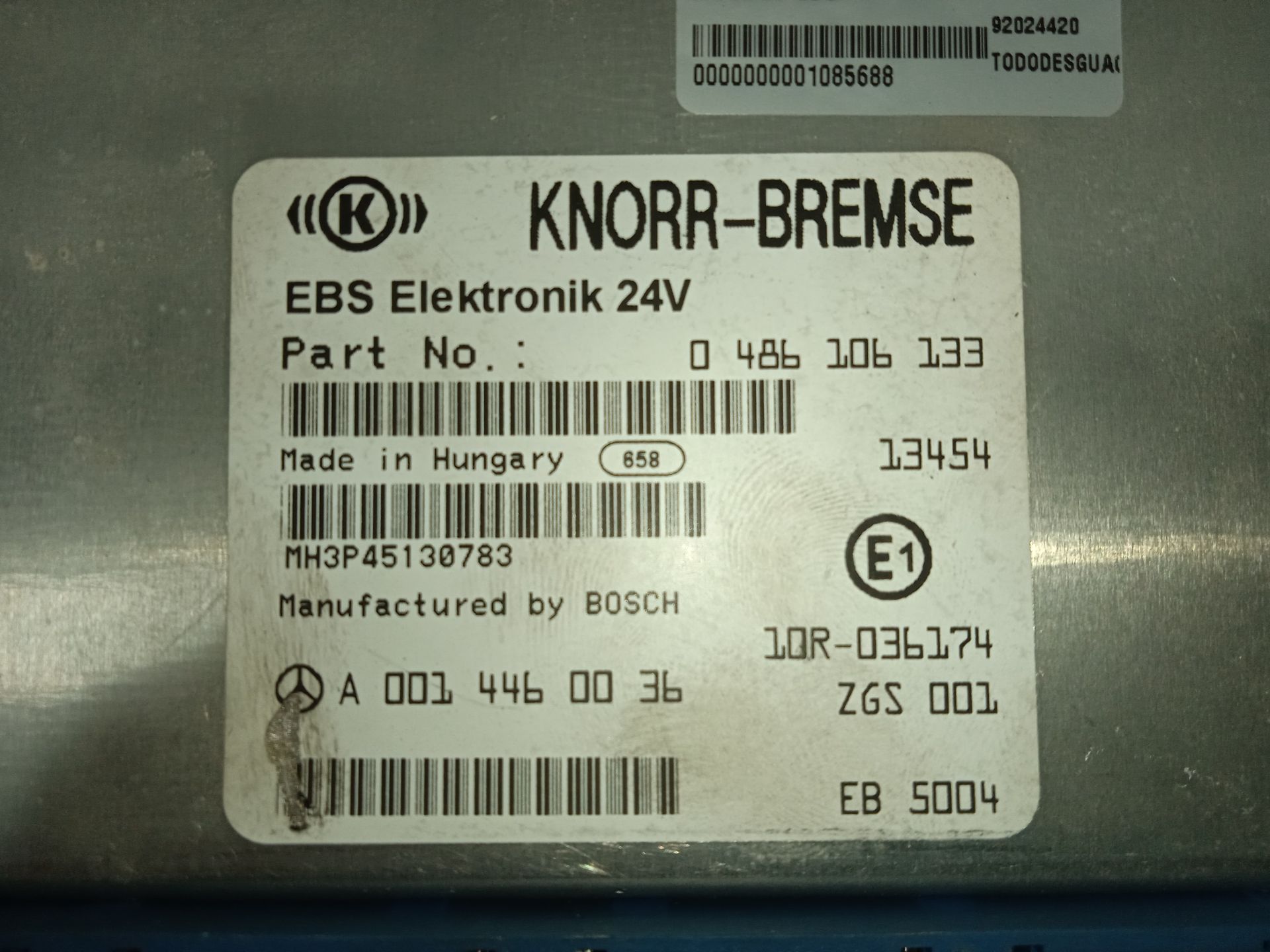 No identificado mercedes-benz actros 4 2-ejes bm 963 (2011) 18xx 4x2 sattelzugmaschine l b