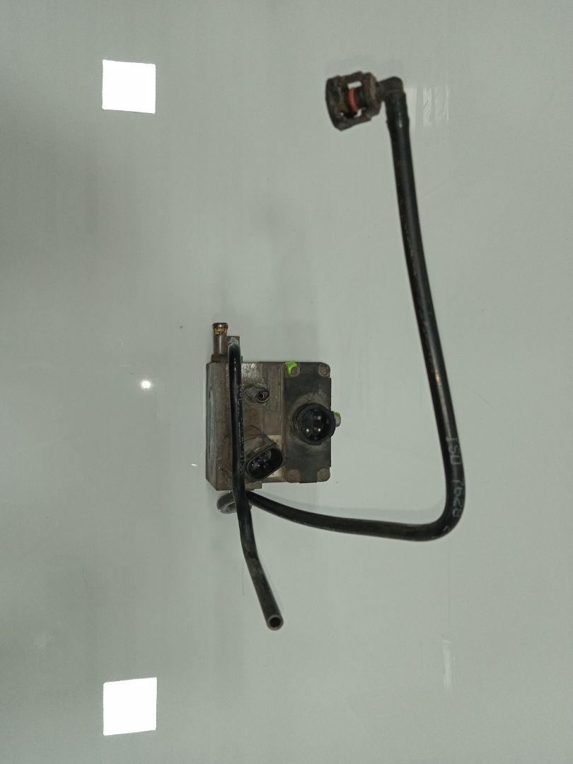 No identificado mercedes-benz actros 4 2-ejes bm 963 (2011) 18xx 4x2 sattelzugmaschine l b