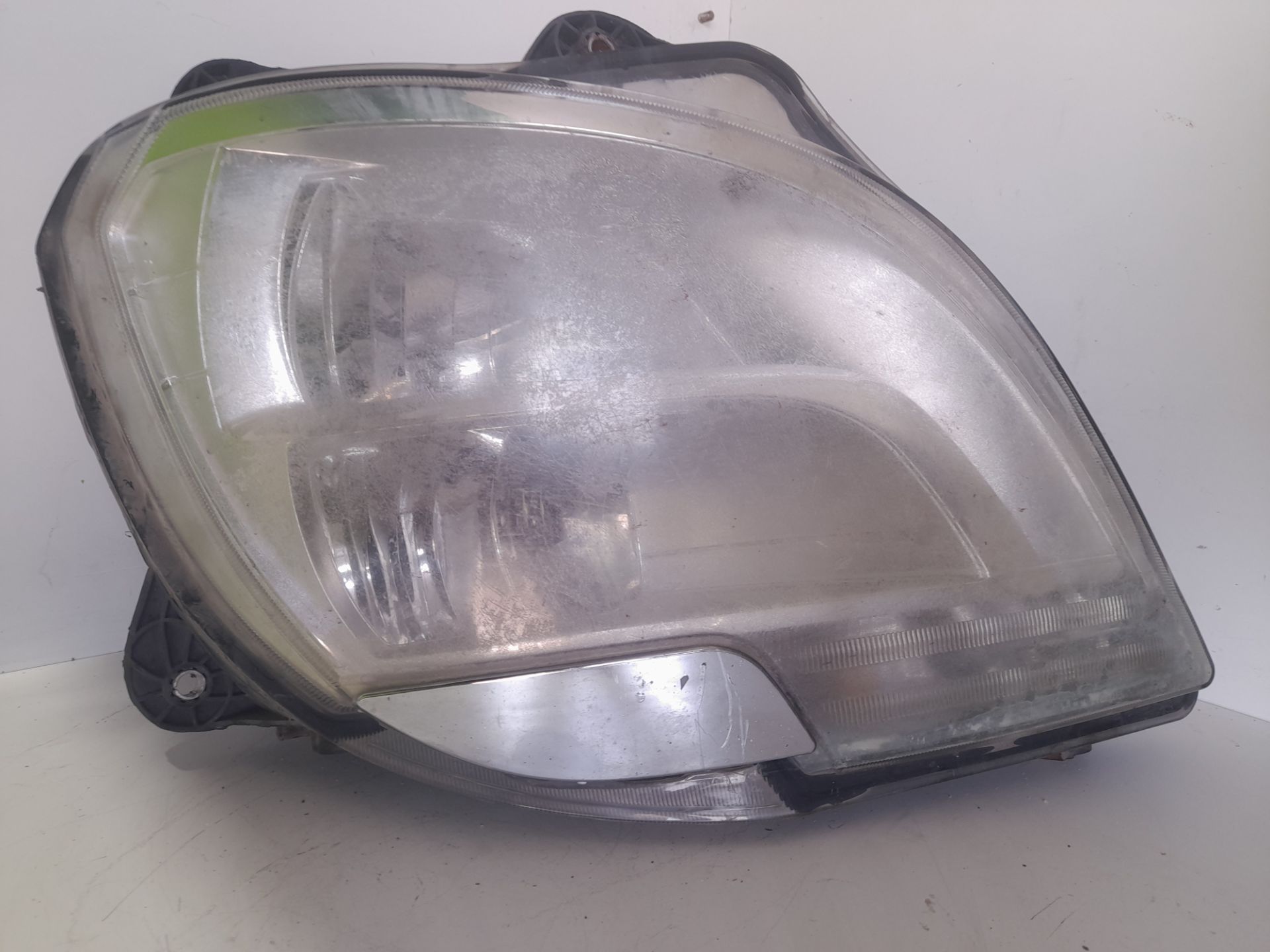 Faro derecho daf xf (euro 6) 4x2 fahrgestell spacecab