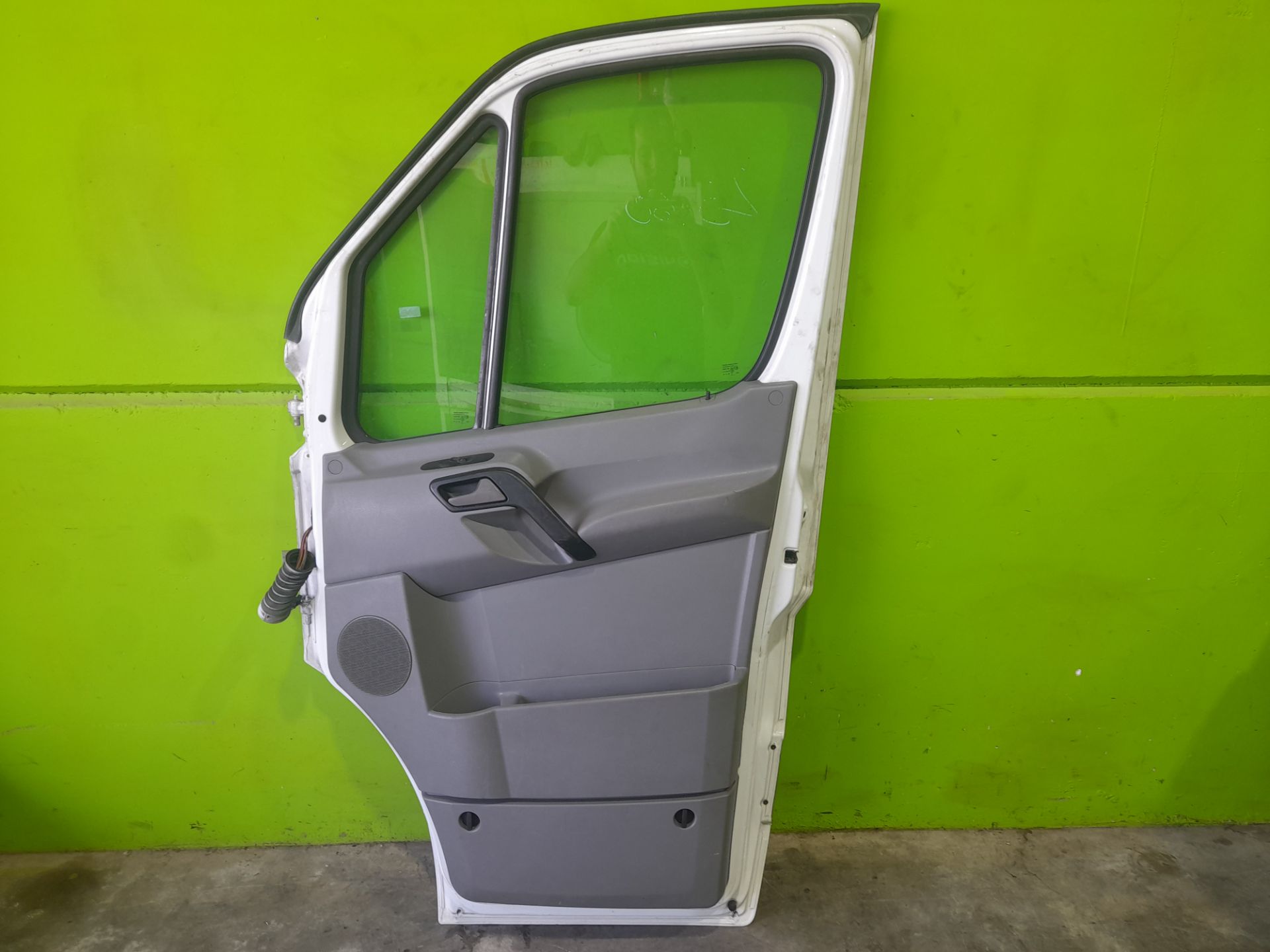 Puerta delantera derecha 