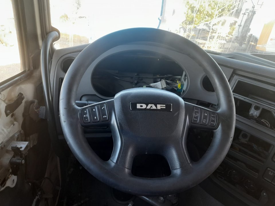 No identificado daf xf (euro 6) 4x2 fahrgestell spacecab