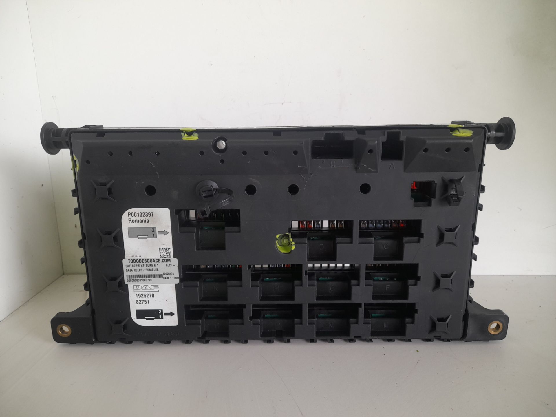 Caja reles / fusibles daf xf (euro 6) 4x2 fahrgestell spacecab