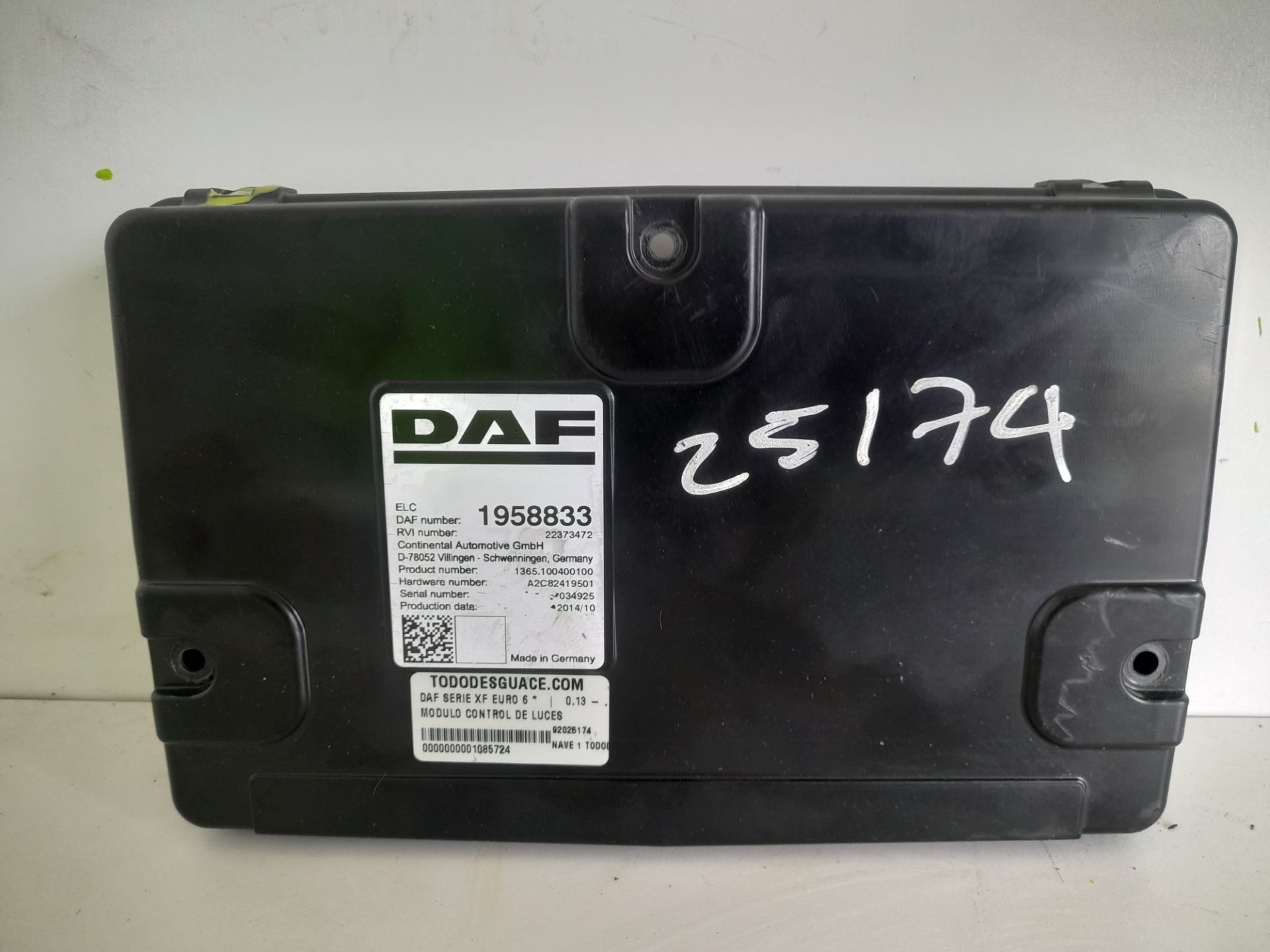 No identificado daf xf (euro 6) 4x2 fahrgestell spacecab