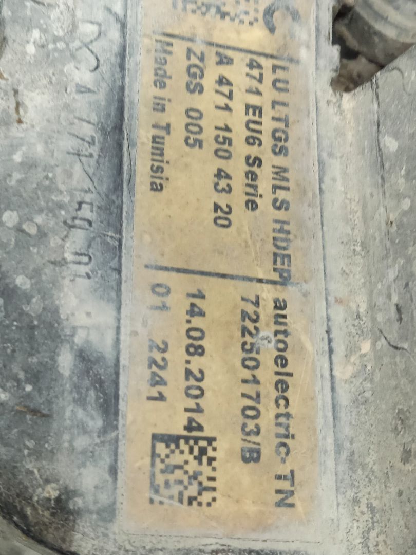 No identificado mercedes-benz actros 4 2-ejes bm 963 (2011) 