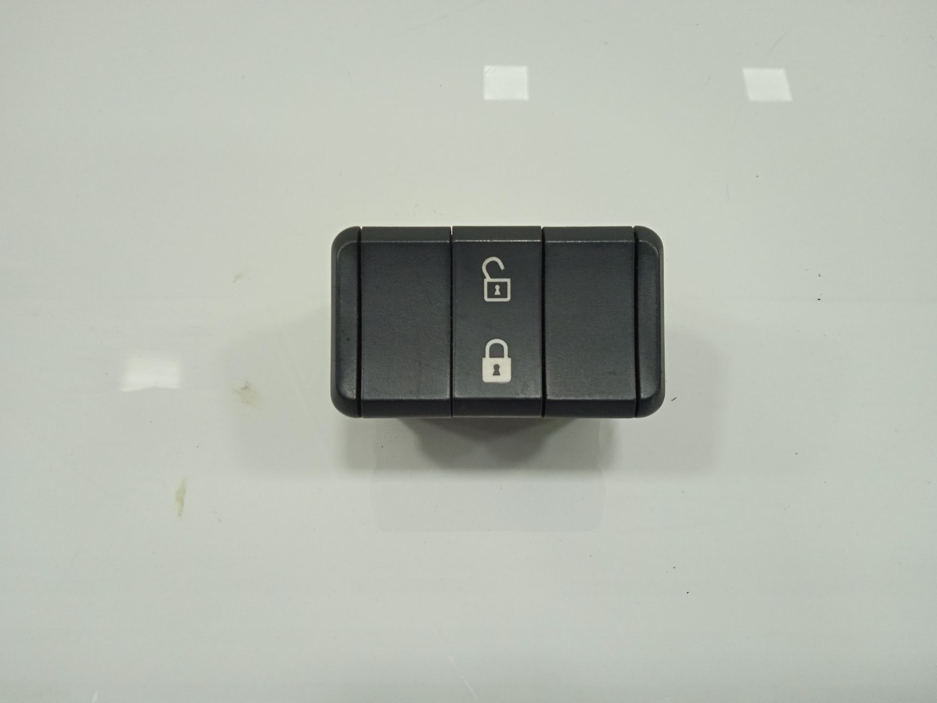 Mando bloqueo puertas   no identificado