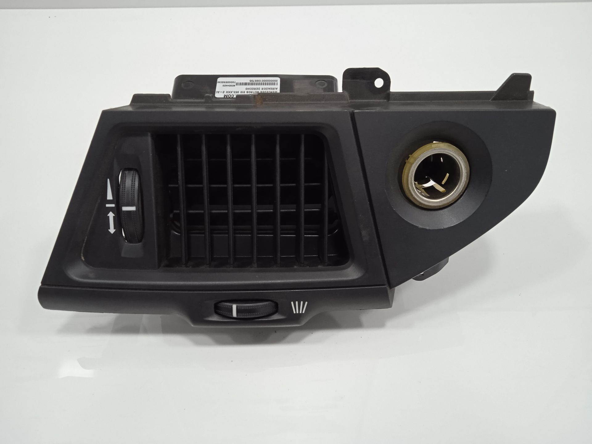 Aireador derecho mercedes-benz actros 4 2-ejes bm 963 (2011) 18xx 4x2 sattelzugmaschine l b