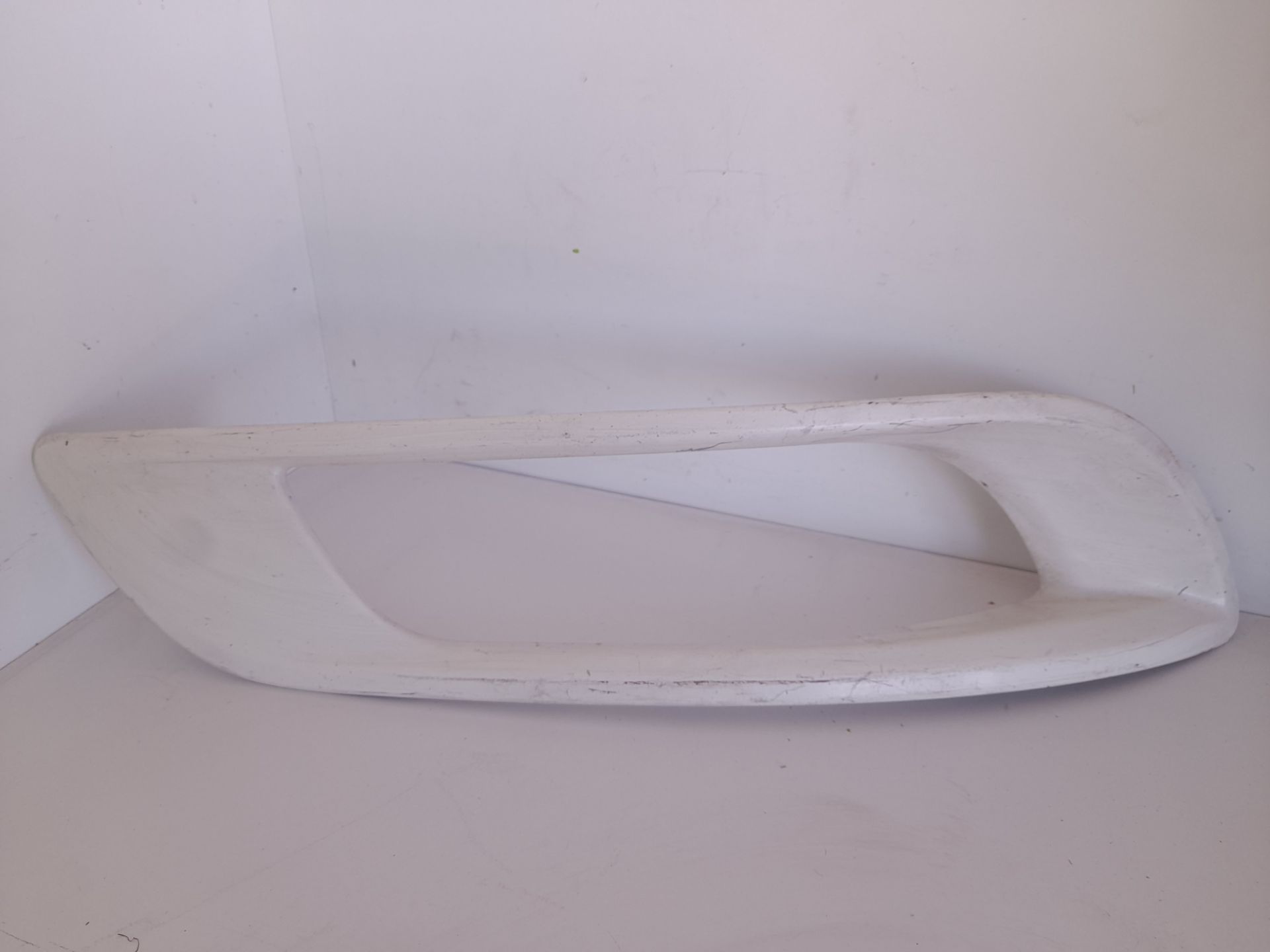 Moldura antiniebla derecha daf xf (euro 6) 4x2 fahrgestell spacecab