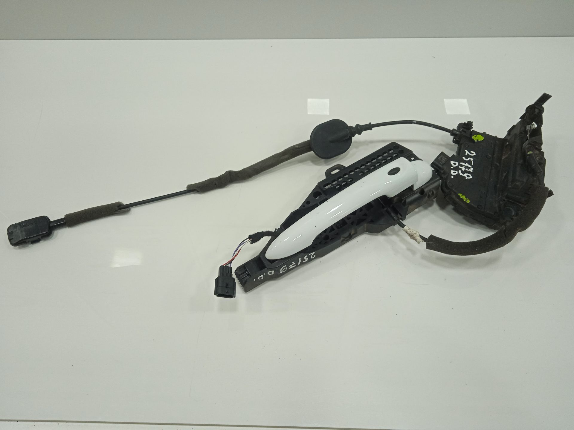 Cerradura puerta delantera derecha renault clio iv wolfnoir