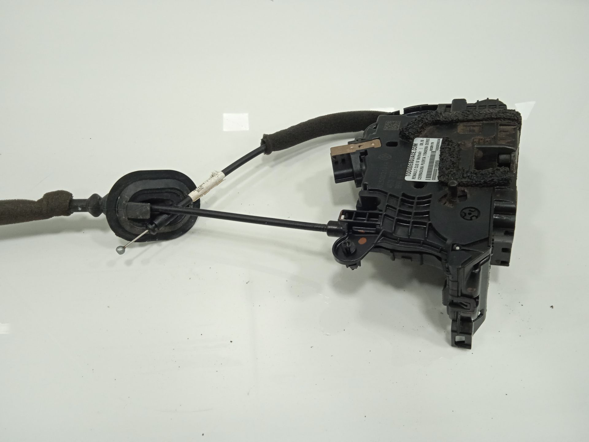 Cerradura puerta trasera derecha renault clio iv wolfnoir