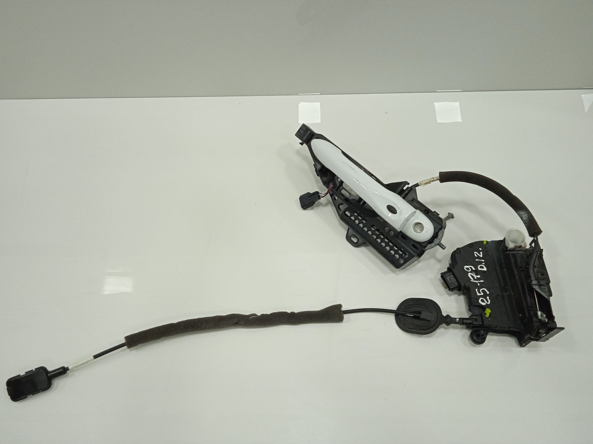 Cerradura puerta delantera izquierda renault clio iv wolfnoir