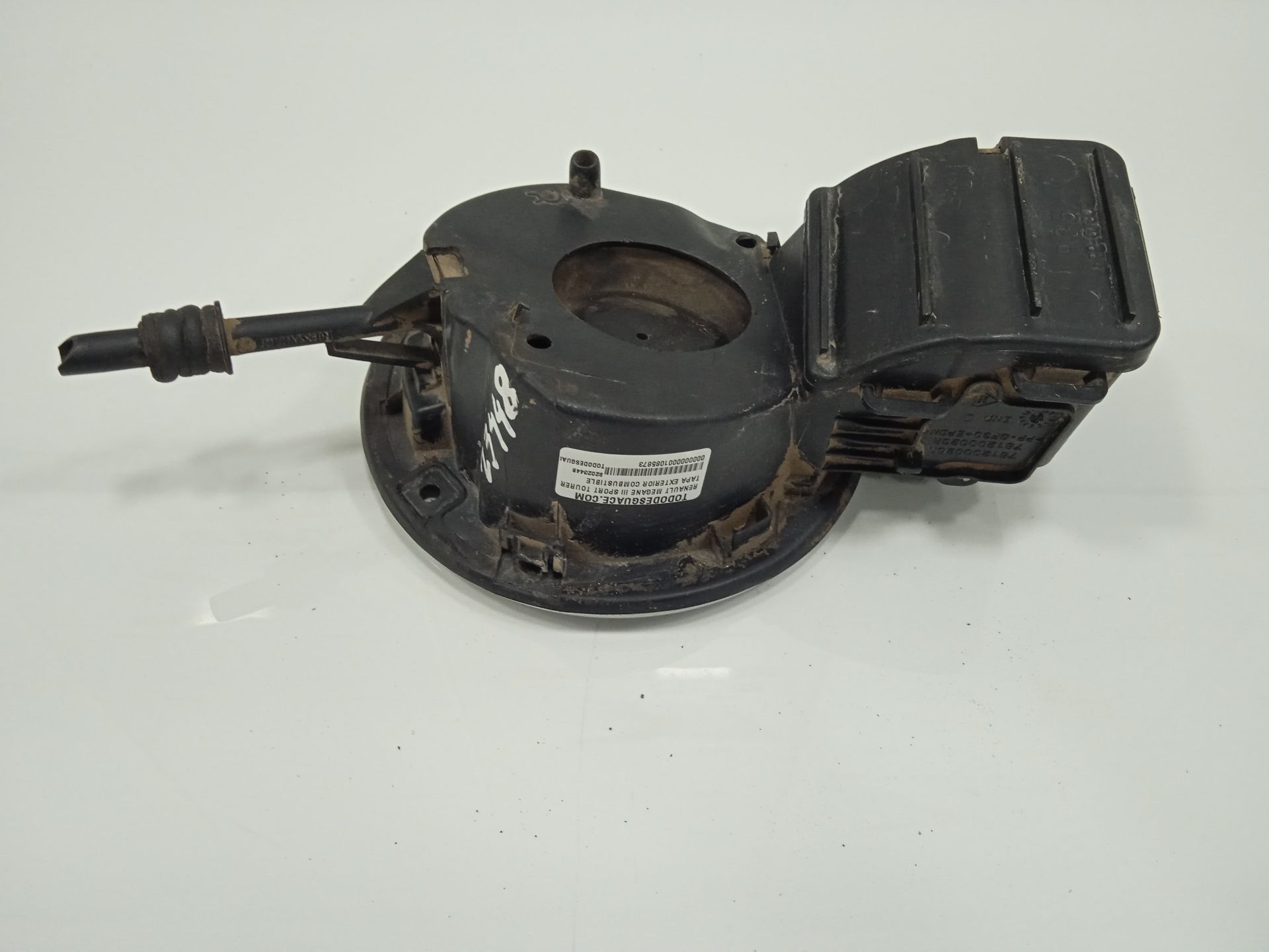 Tapa exterior combustible renault megane iii sport tourer intens