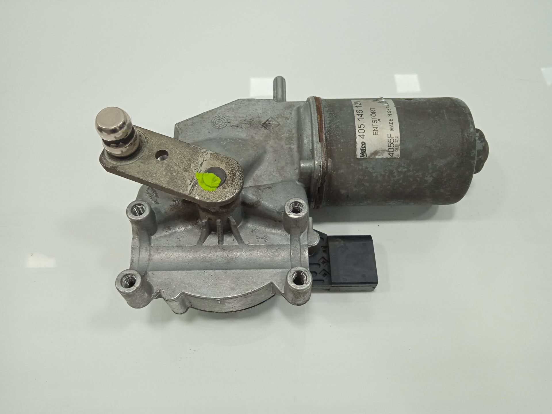 Motor limpia delantero básico