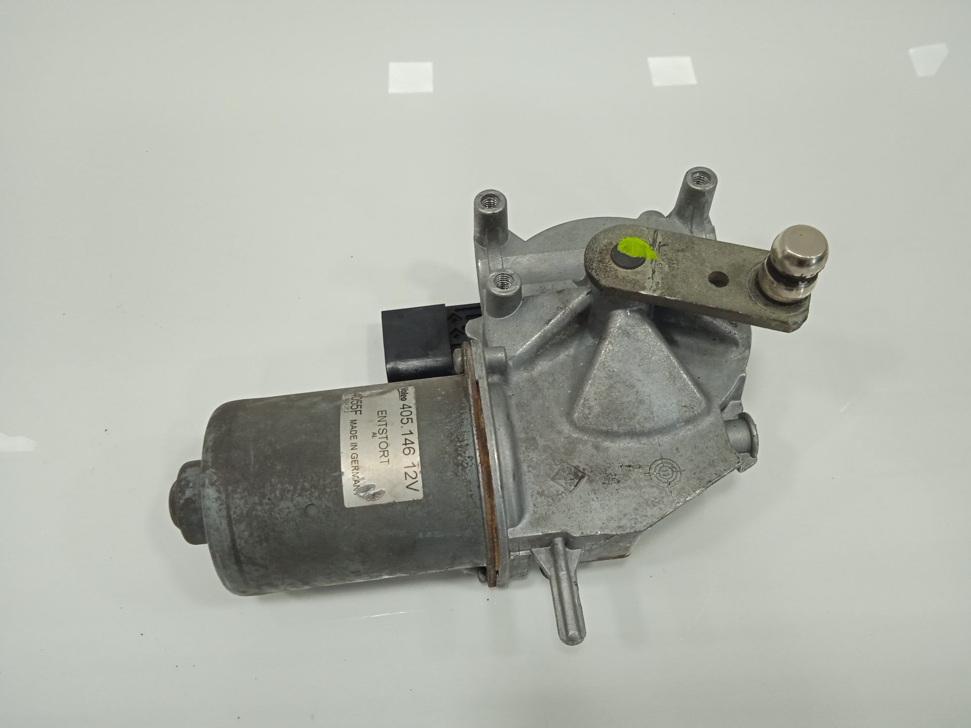 Motor limpia delantero básico