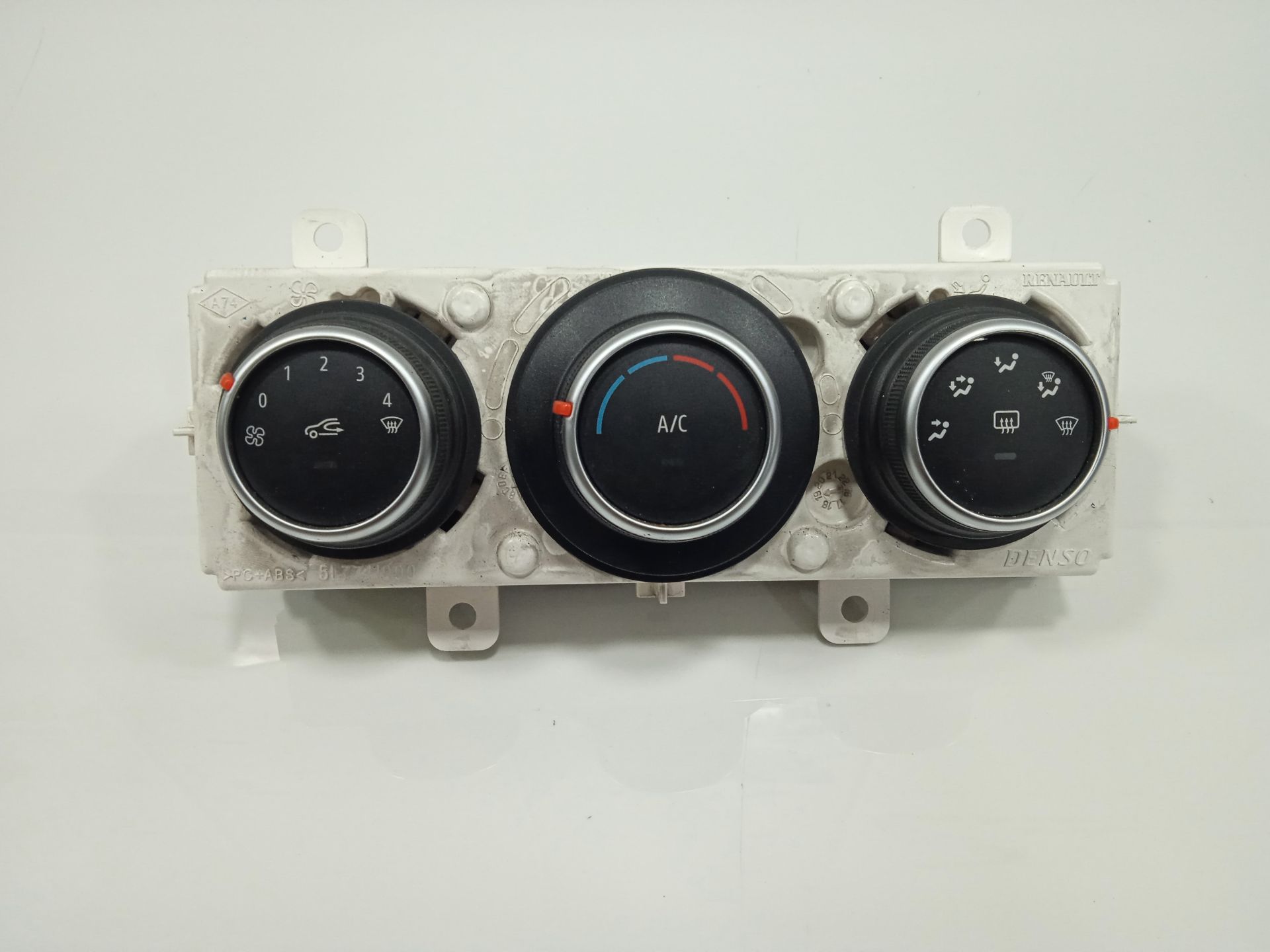 Mando calefaccion / aire acondicionado renault  no identificado
