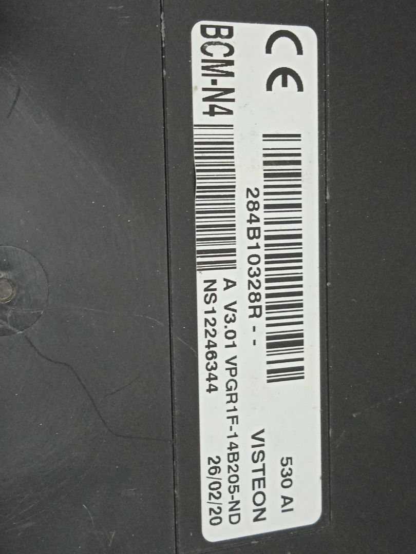Modulo electronico renault  no identificado