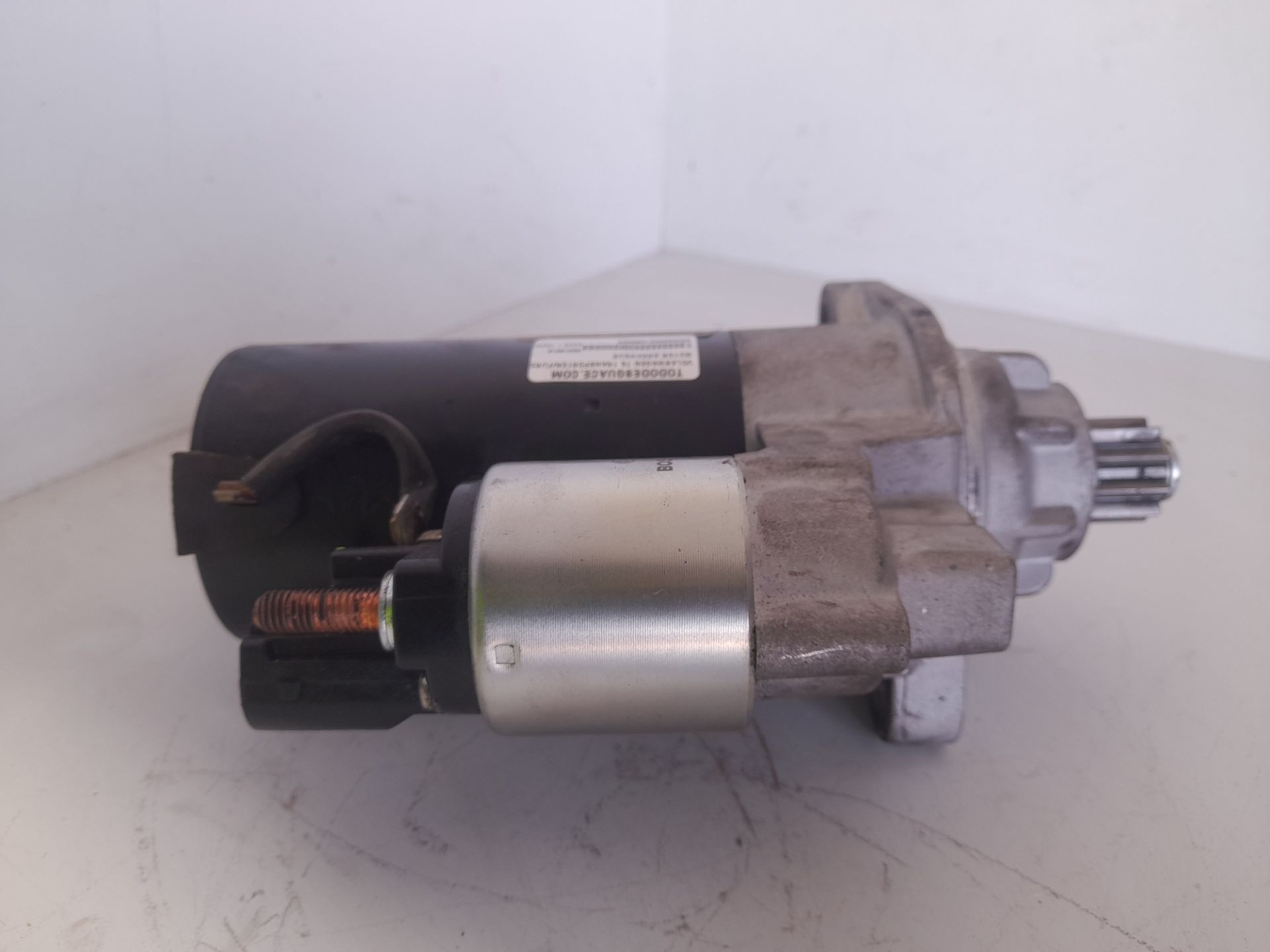 Motor arranque caja cerrada  techo medio ele