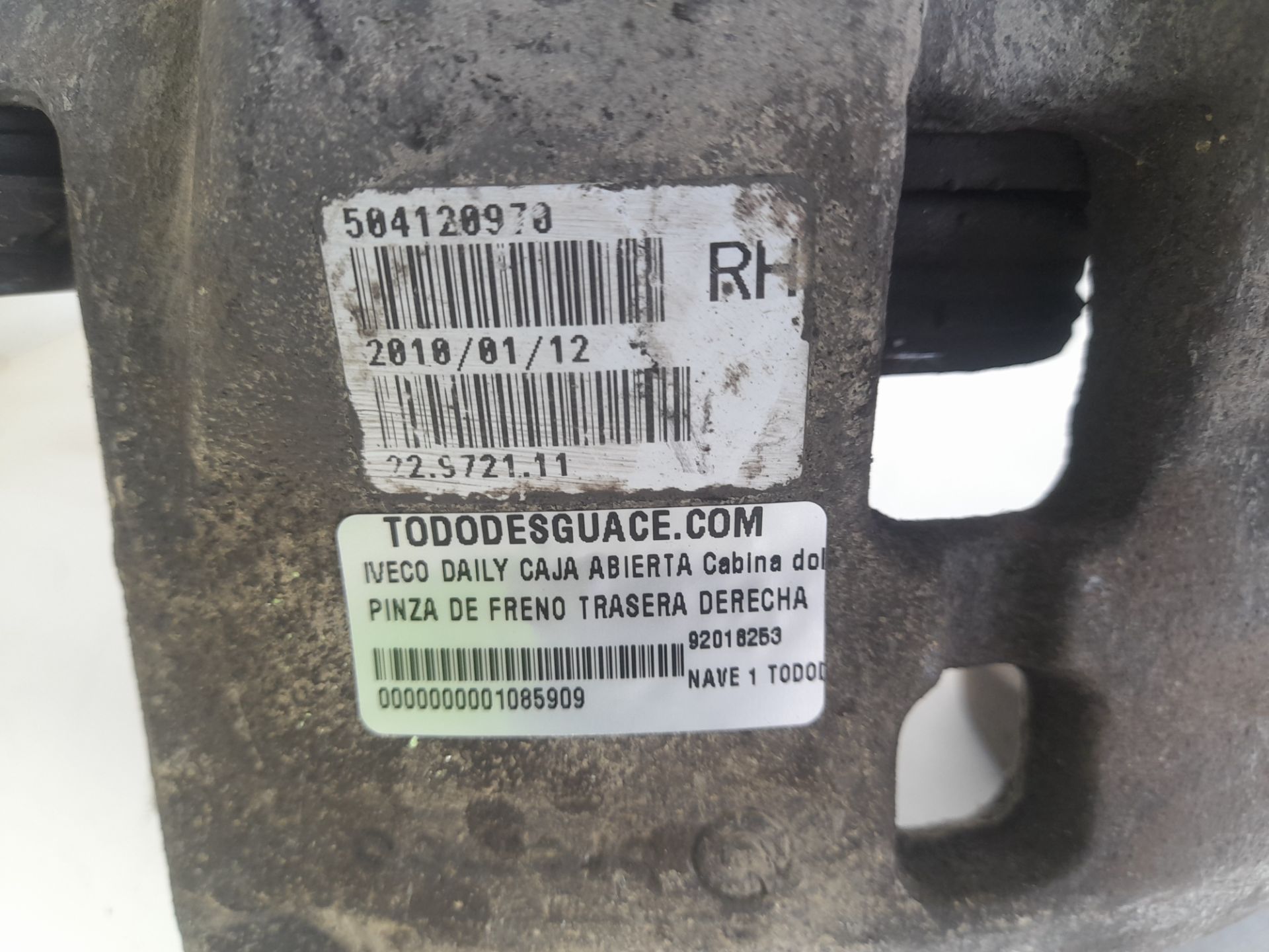 Pinza de freno trasera derecha cabina doble 40 c ... batalla