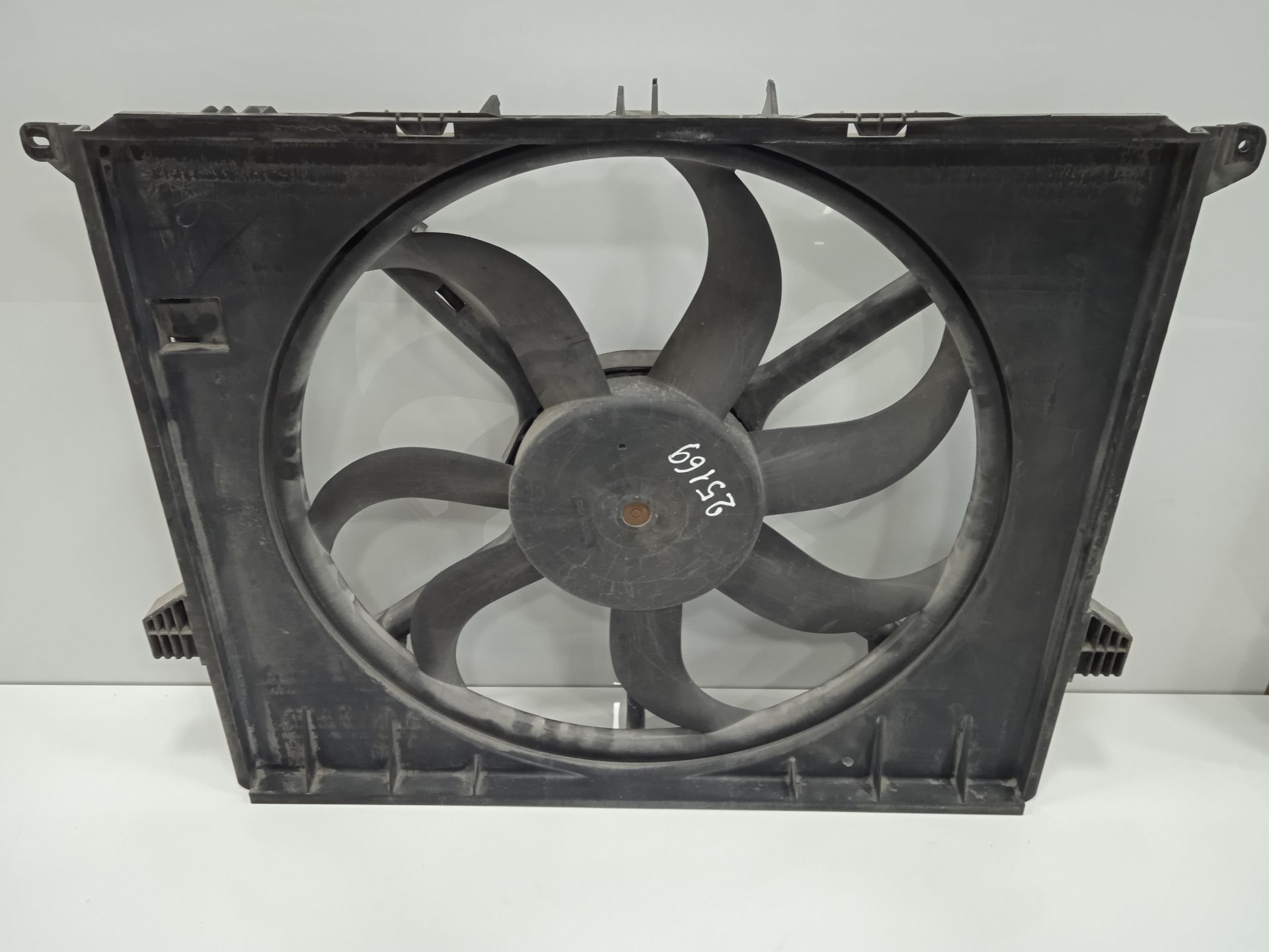 Electroventilador mercedes-benz clase r (bm 251) 320 cdi (251.022)