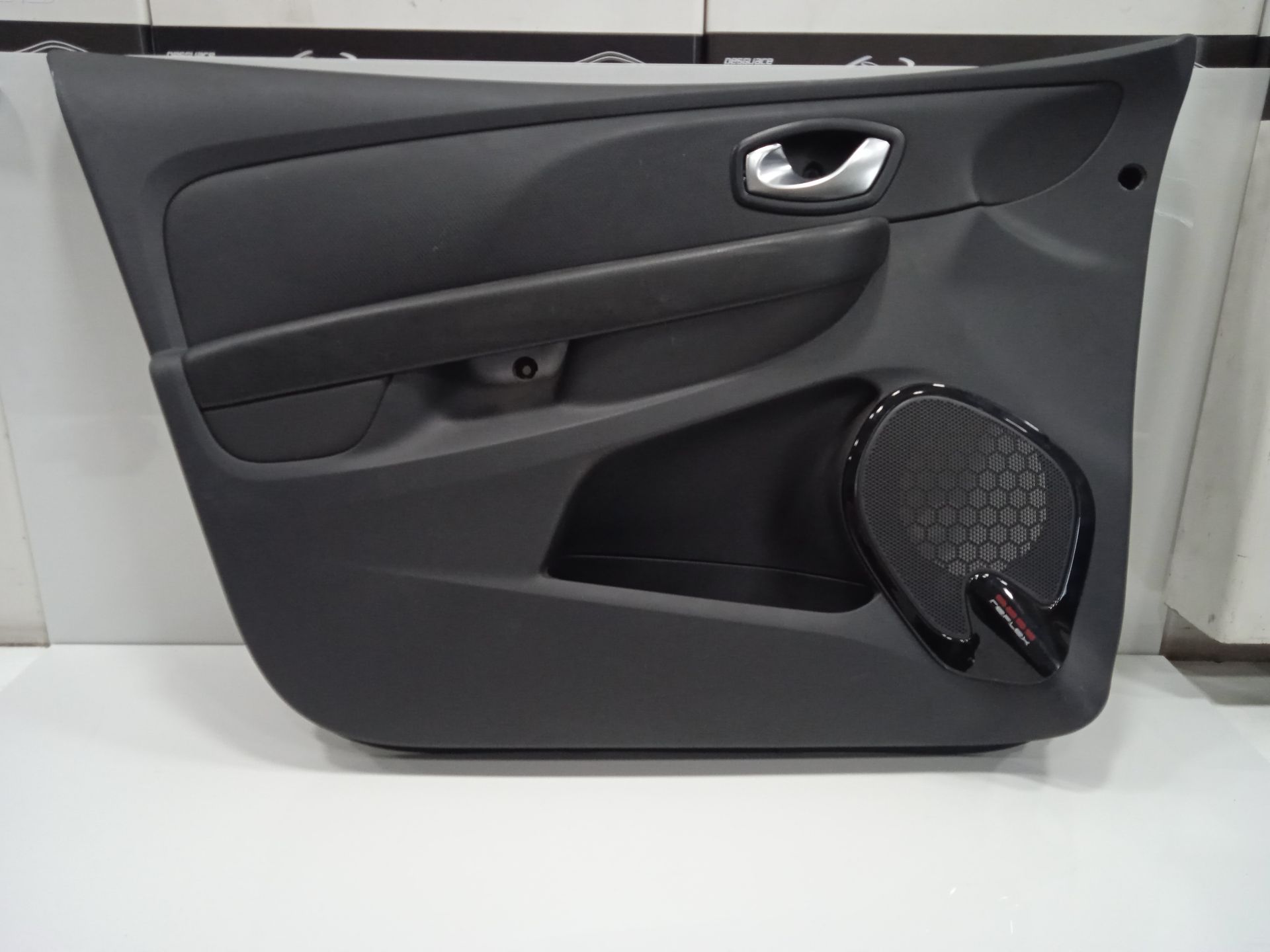 No identificado renault clio iv wolfnoir