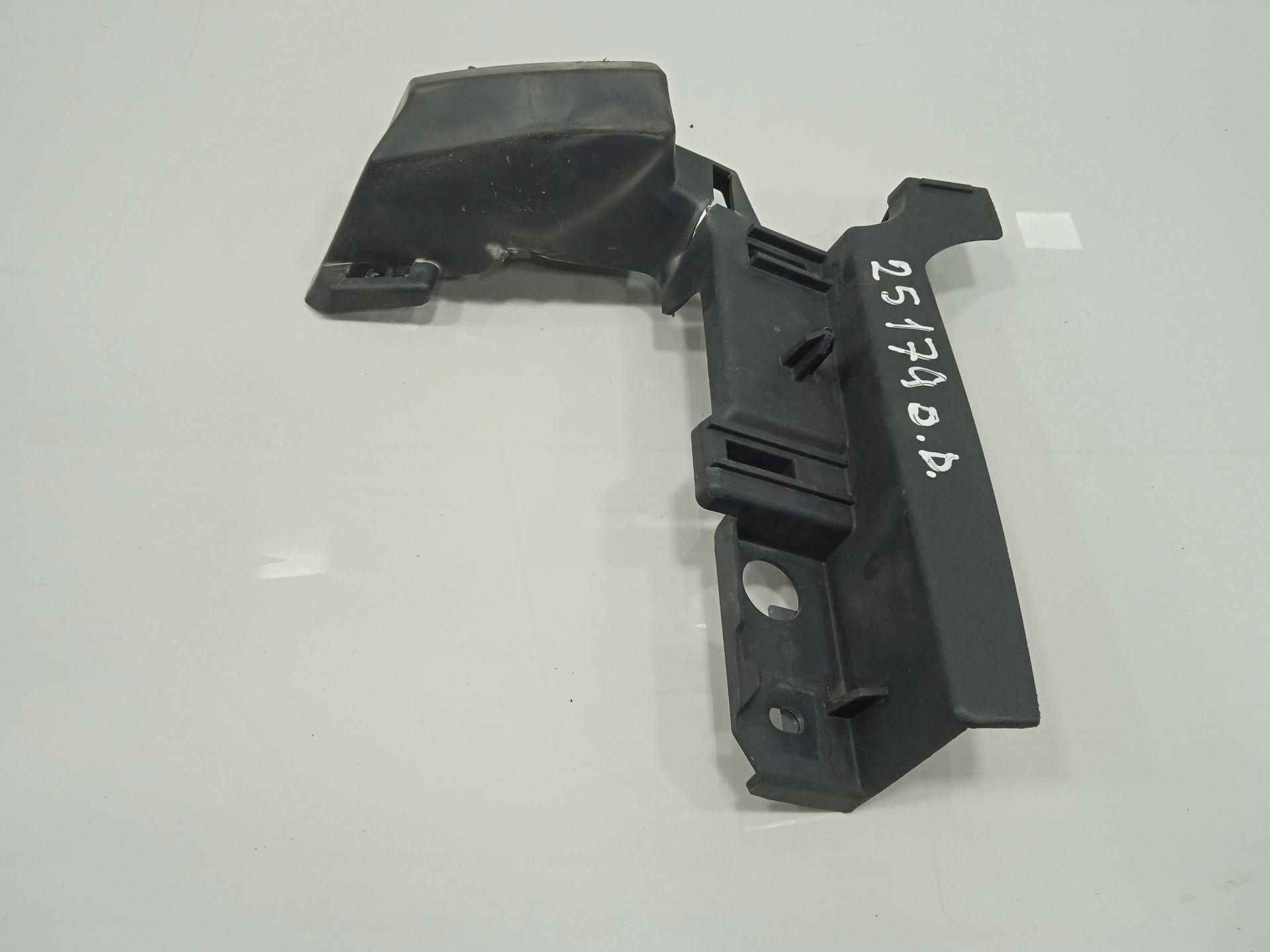 Soporte paragolpes delantero renault clio iv wolfnoir