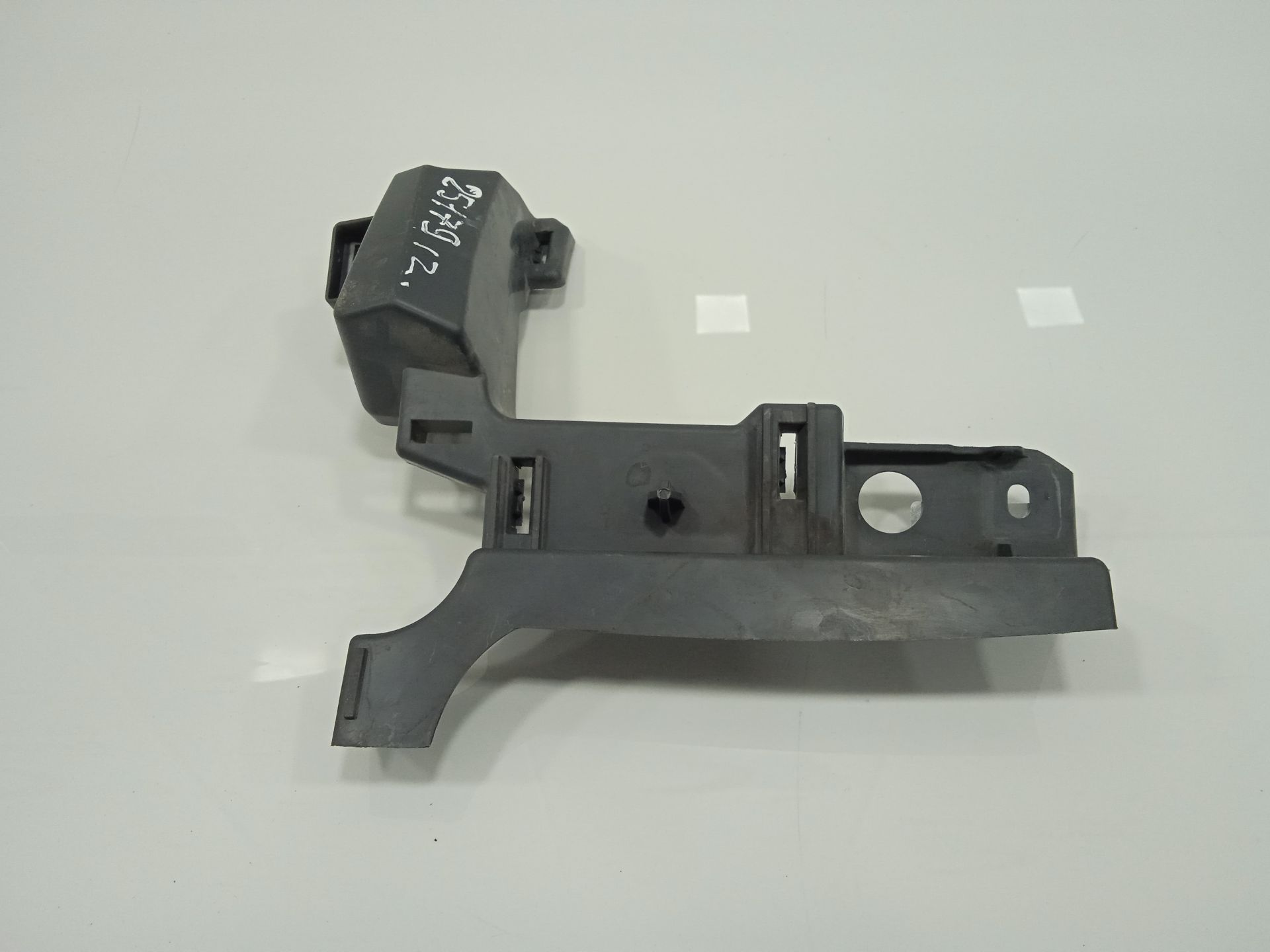 Soporte paragolpes delantero renault clio iv wolfnoir