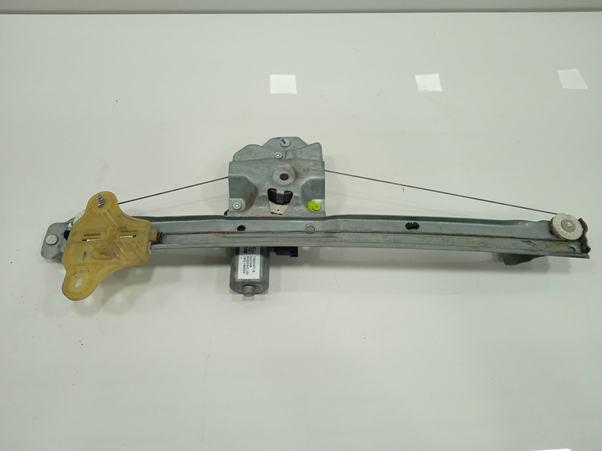 Motor elevalunas delantero derecho renault clio iv wolfnoir