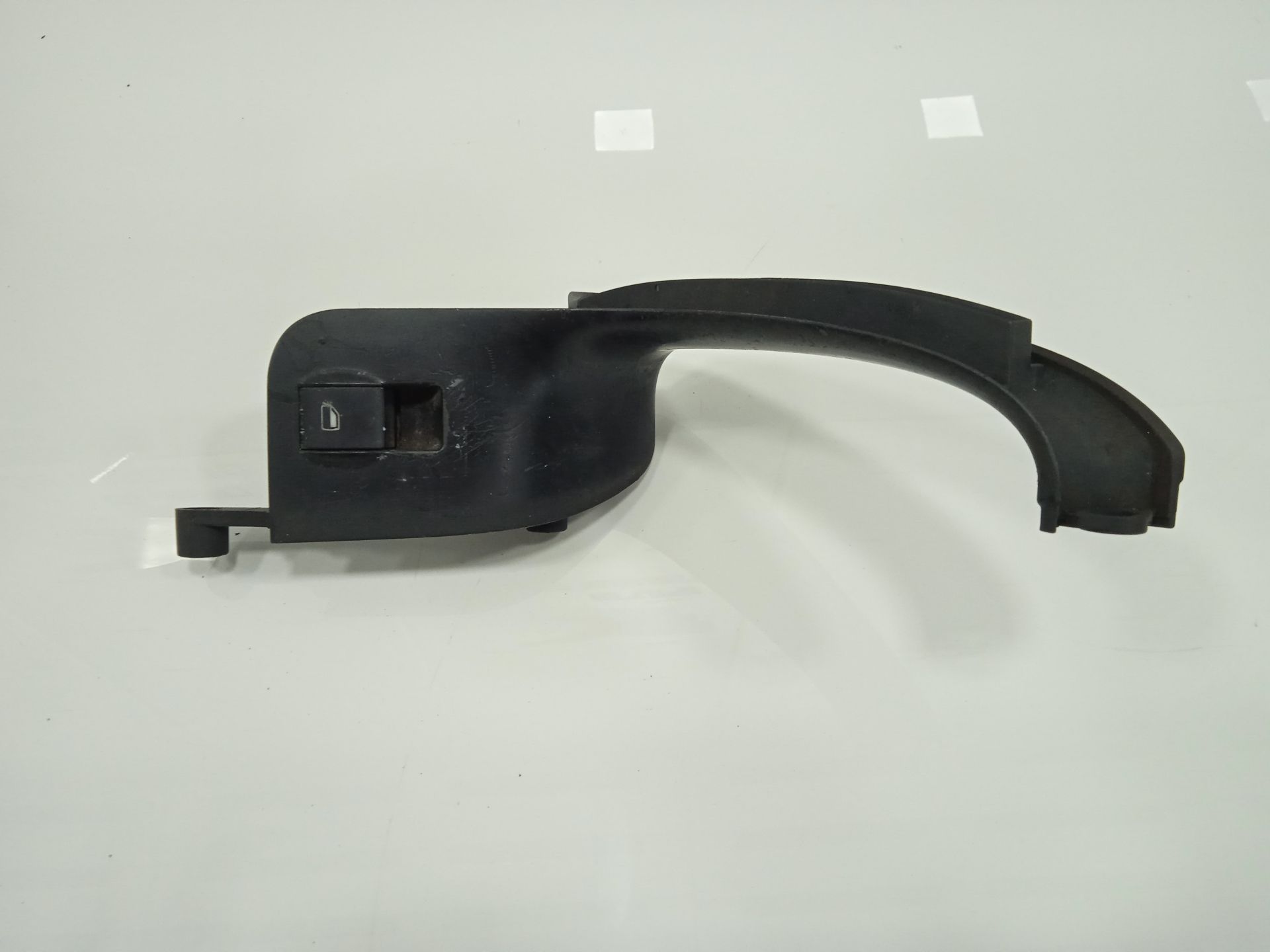 Mando elevalunas delantero derecho audi a4 berlina (8e) 2.7 tdi (dpf)