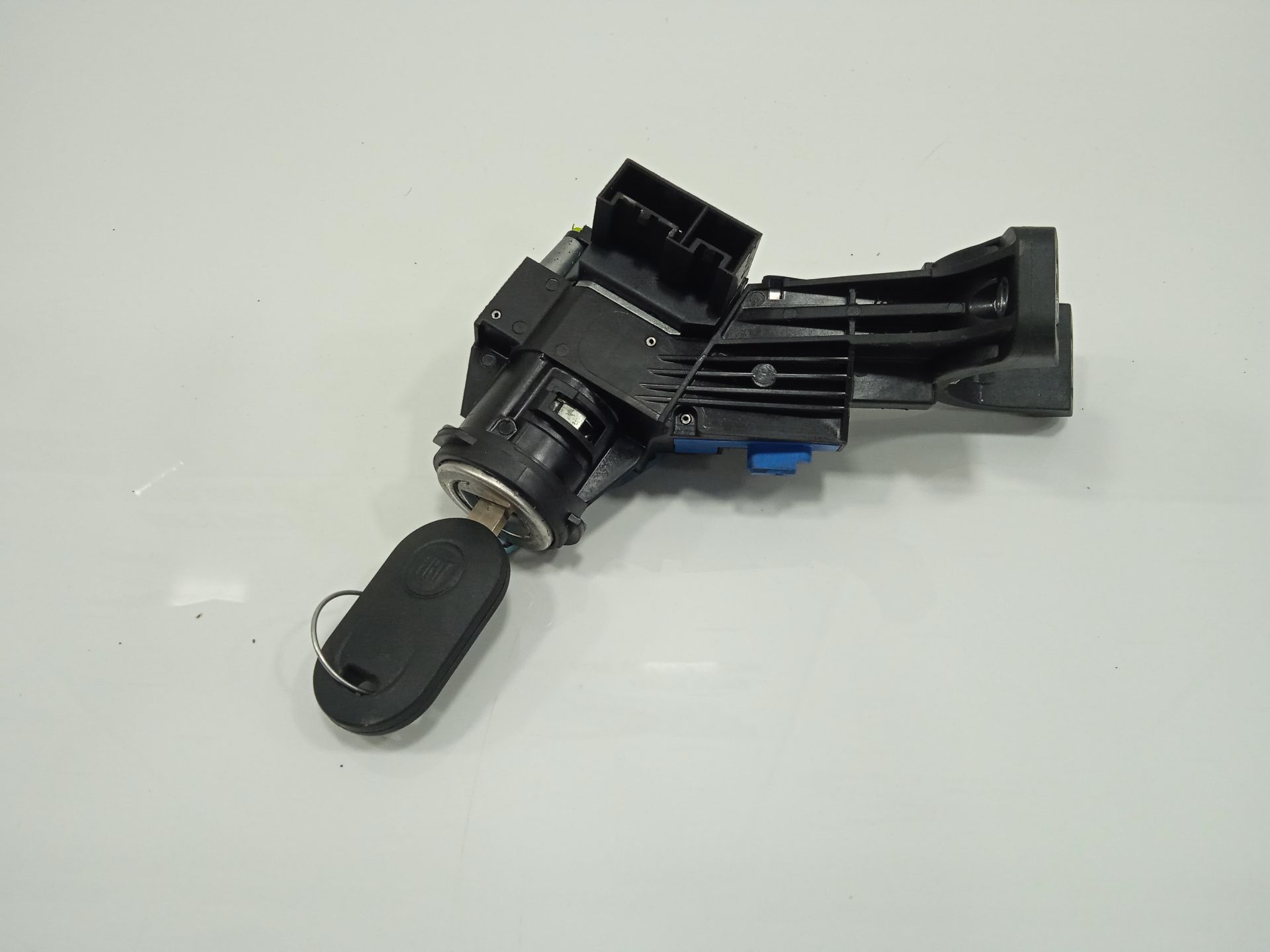 Antirrobo / llave contacto fiat ii tipo (356) berlina easy