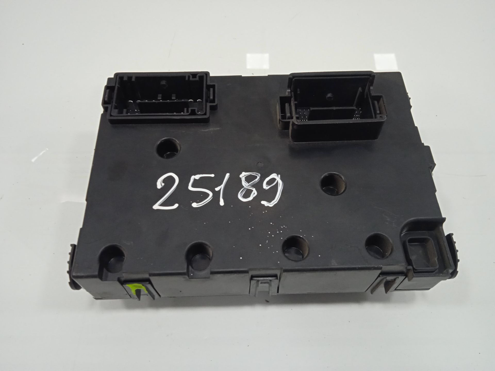 Caja reles / fusibles fiat ii tipo (356) berlina easy