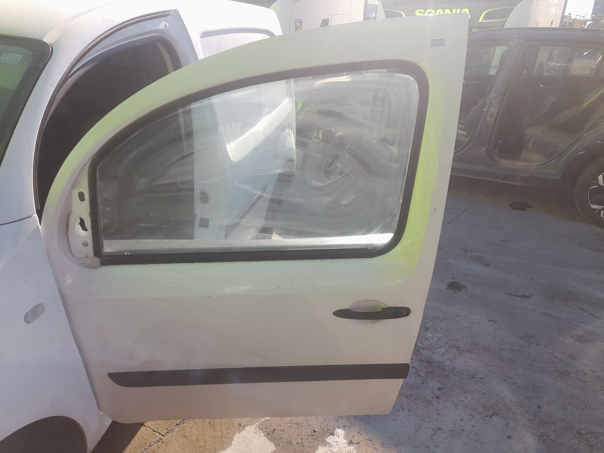 Puerta delantera izquierda renault kangoo i (fkc0) express confort