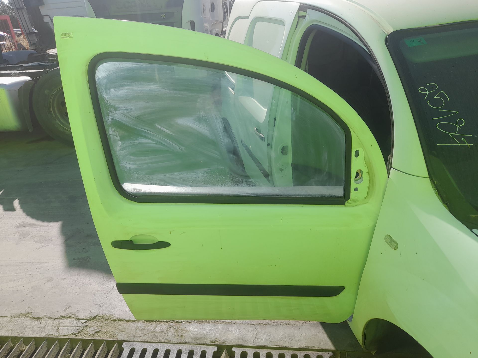 Puerta delantera derecha renault kangoo i (fkc0) express confort