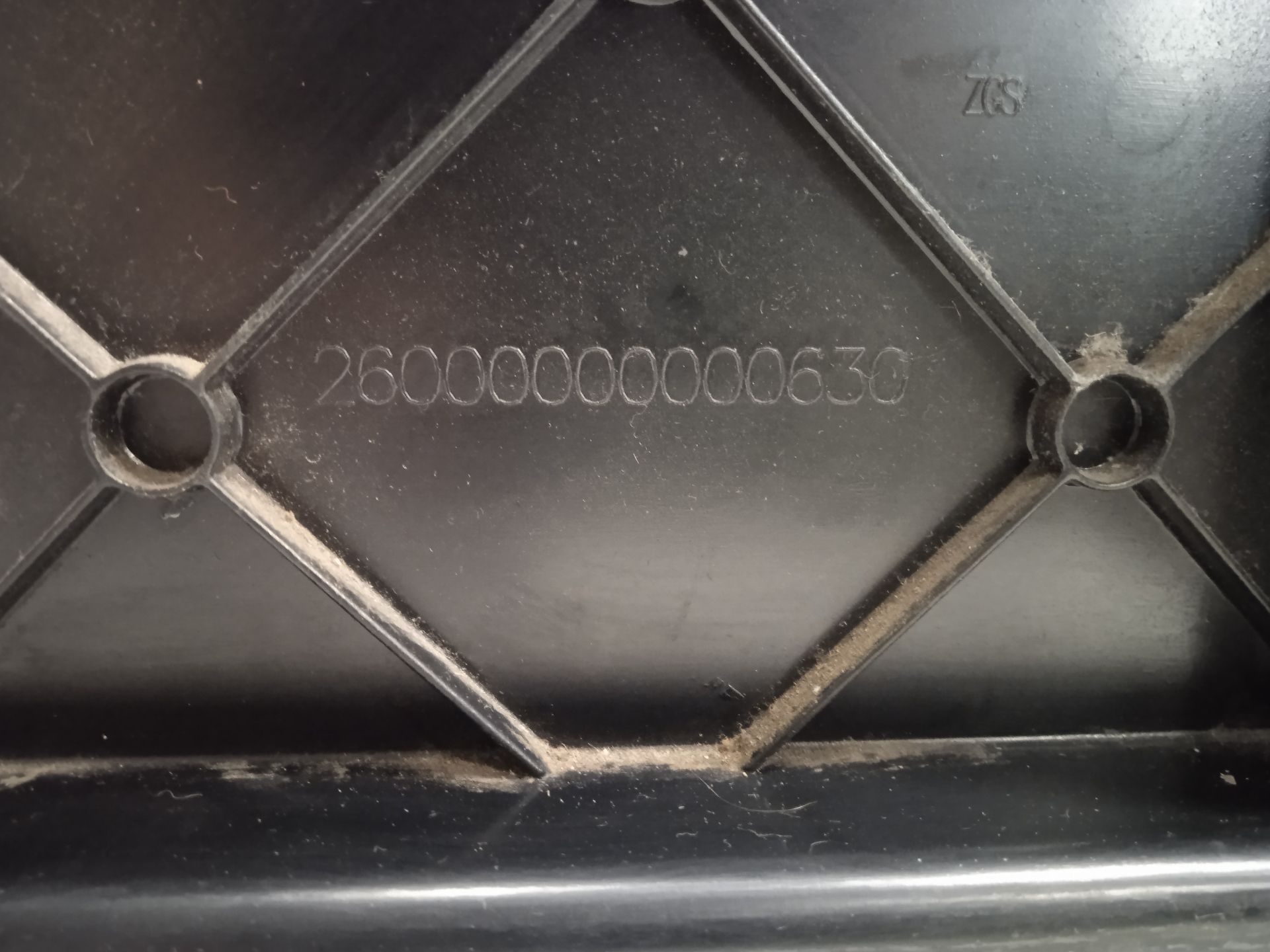 No identificado mercedes-benz actros 4 2-ejes bm 963 (2011) 18xx 4x2 sattelzugmaschine l b