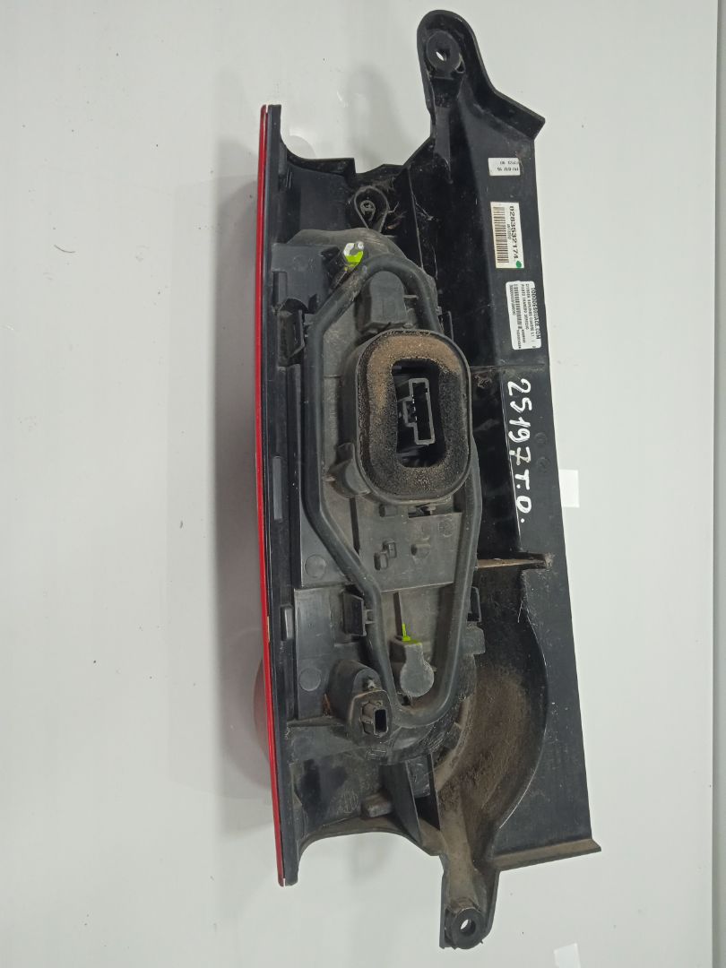 Piloto trasero derecho l1