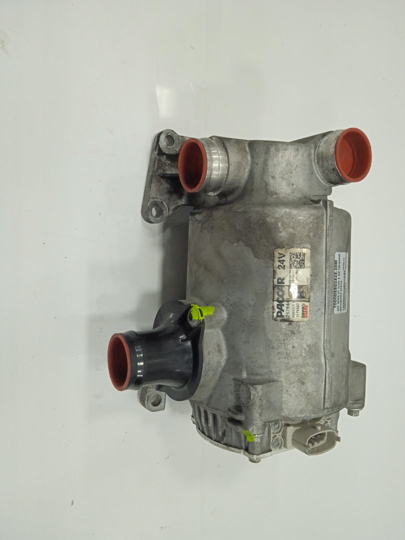 No identificado daf xf (euro 6) 4x2 fahrgestell spacecab