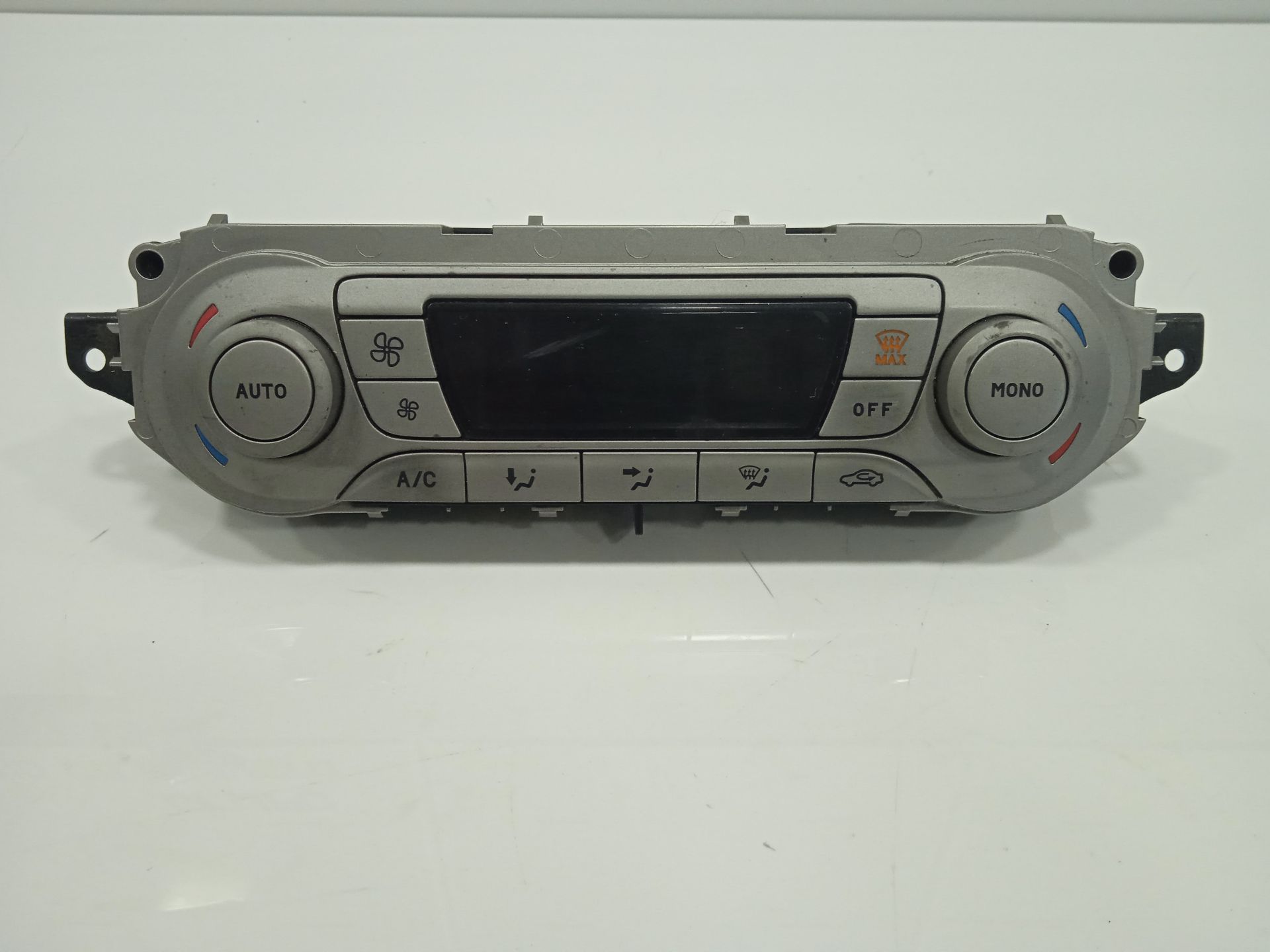 Mando calefaccion / aire acondicionado ford focus berlina (cb4) business