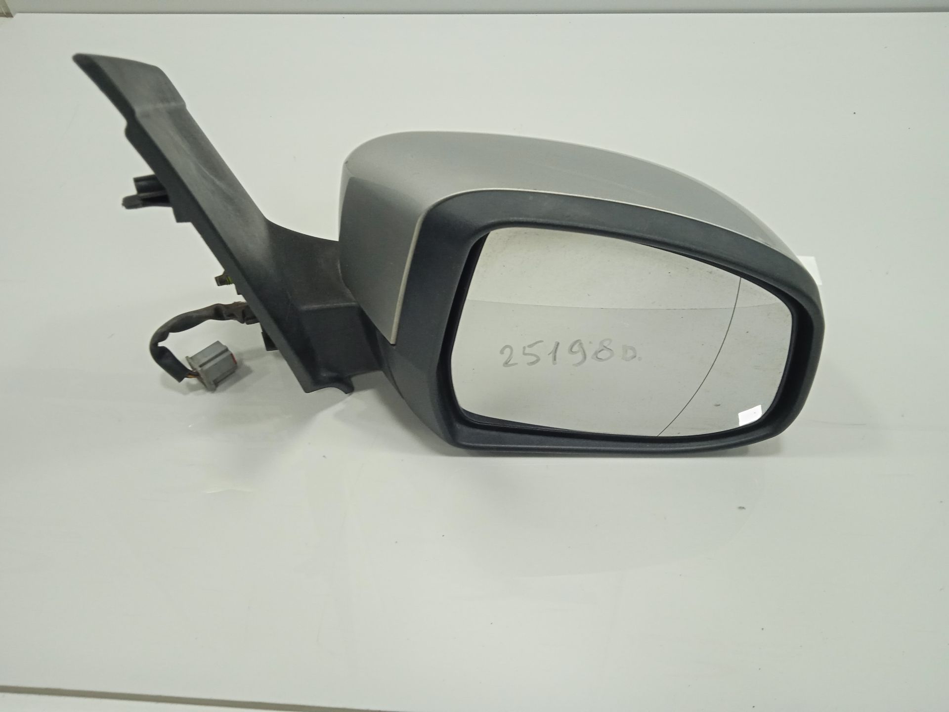 Retrovisor derecho ford focus berlina (cb4) business