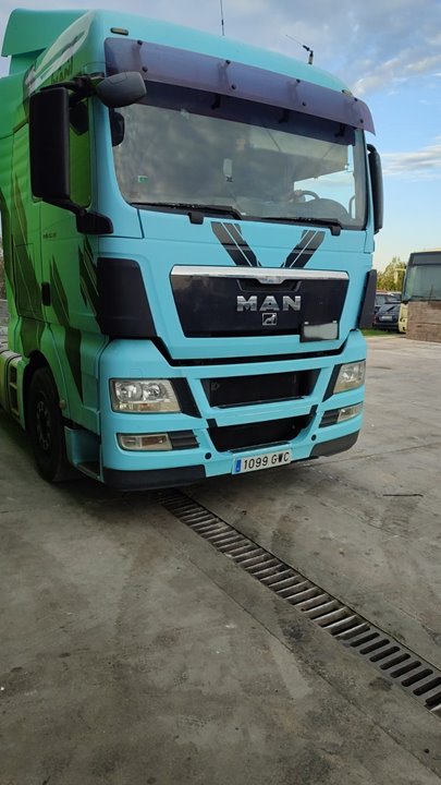 No identificado man tgx 33.xxx (2007) fg    6x4   bl xlx