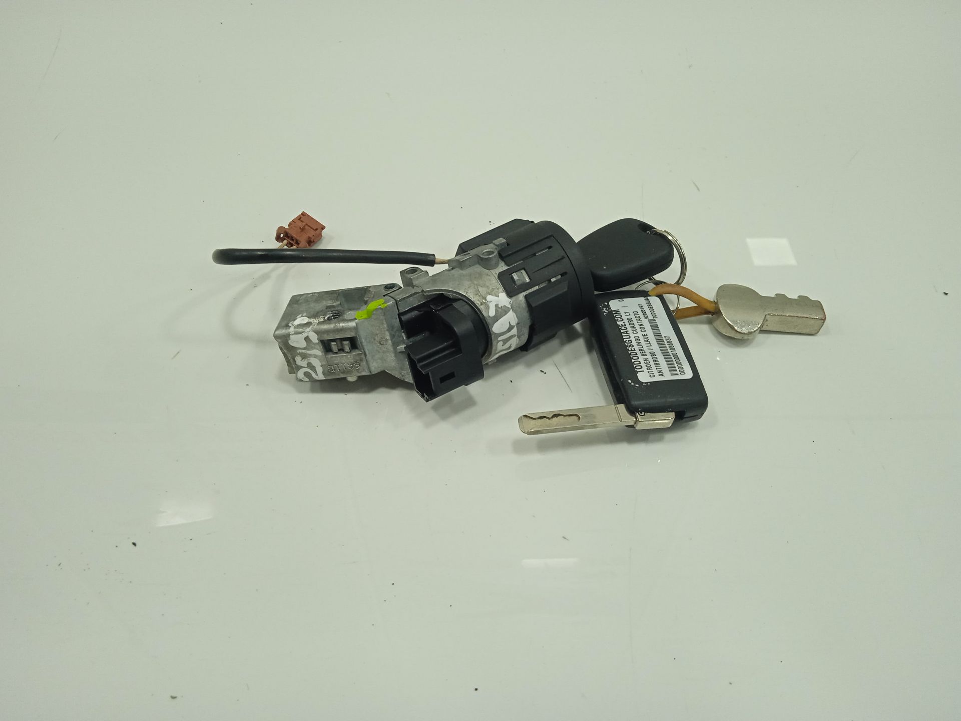 Antirrobo / llave contacto l1