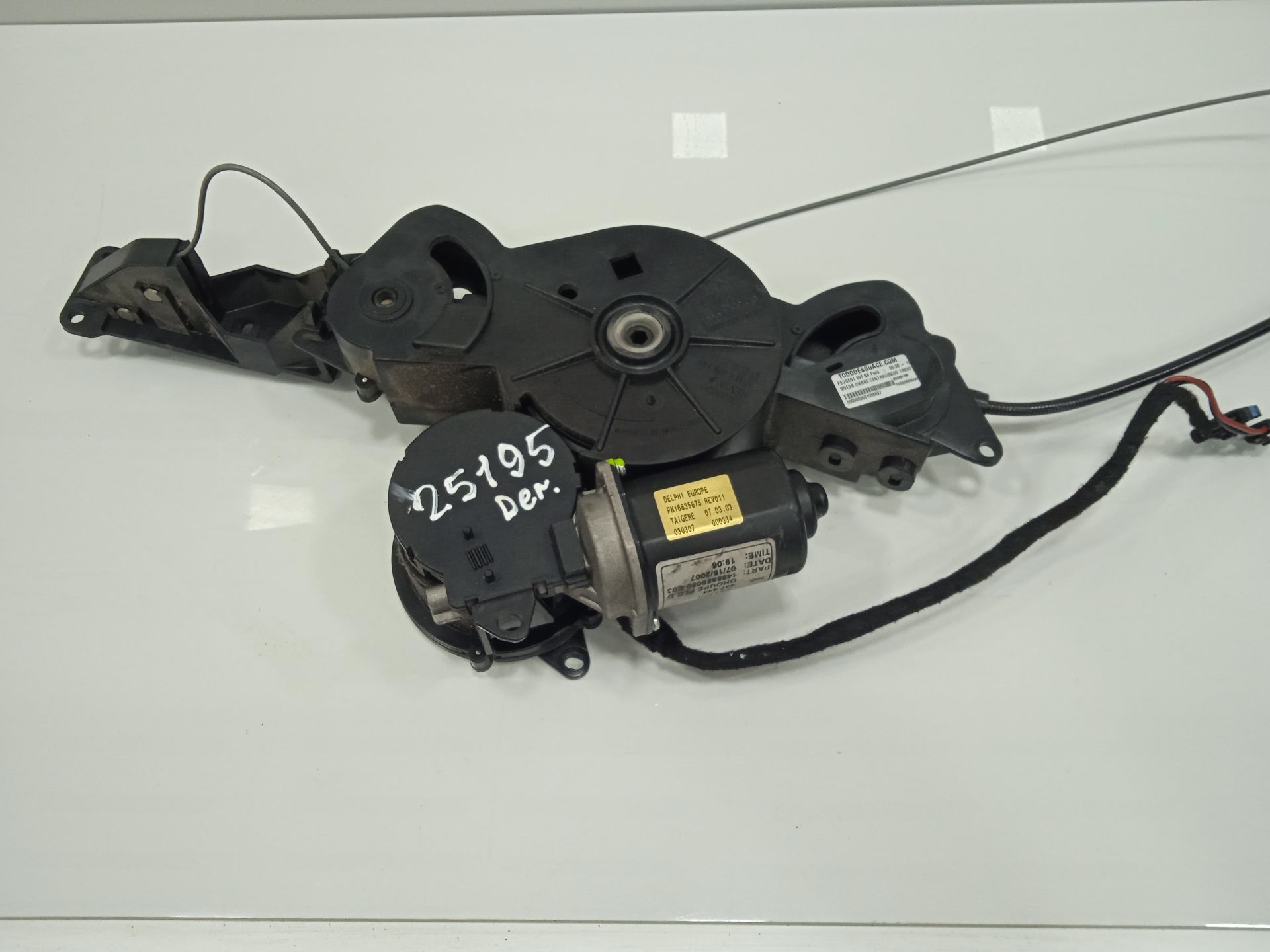 Motor cierre centralizado trasero derecho peugeot 807 sr pack