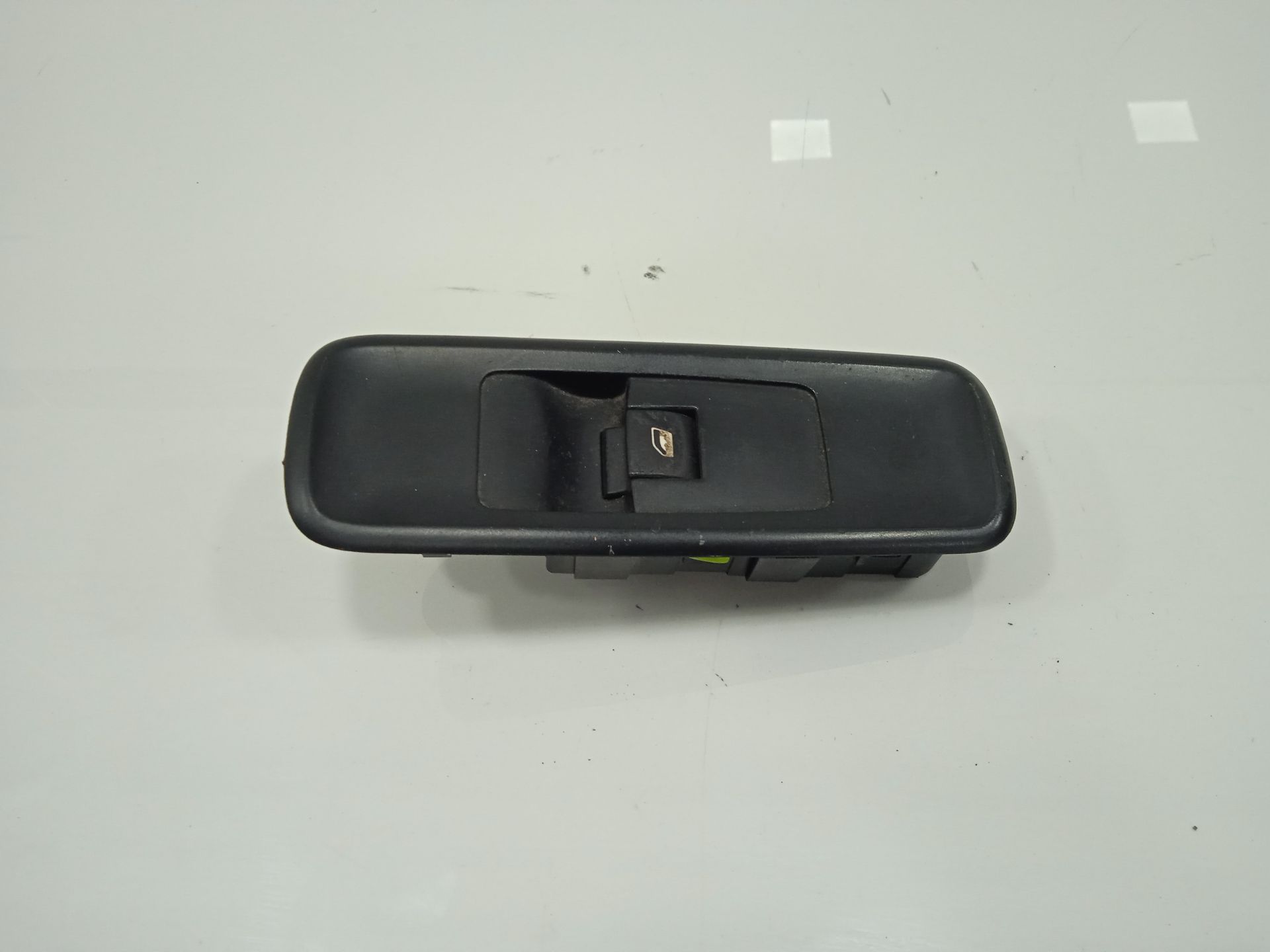 Mando elevalunas delantero derecho peugeot 807 sr pack