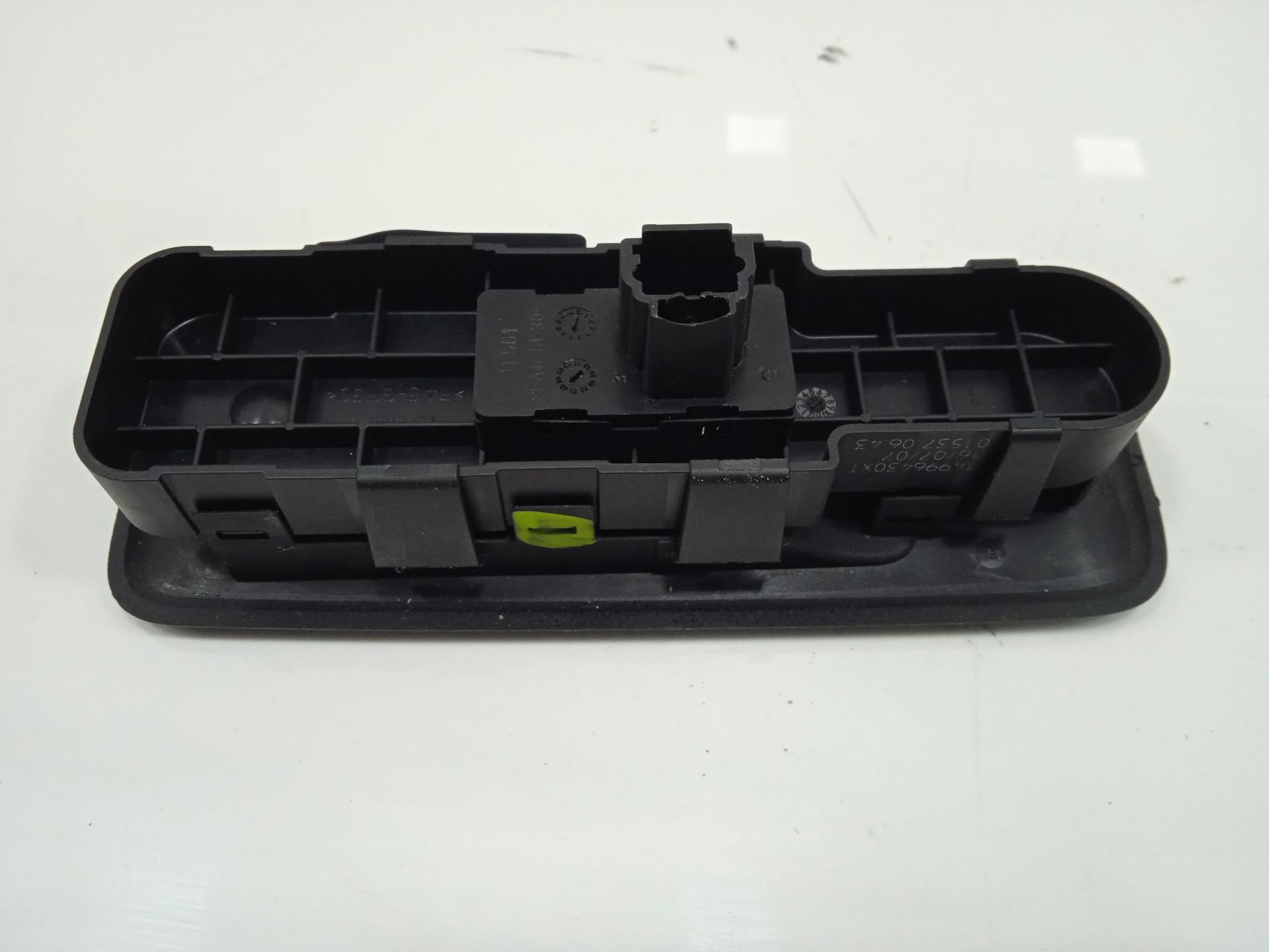 Mando elevalunas delantero derecho peugeot 807 sr pack