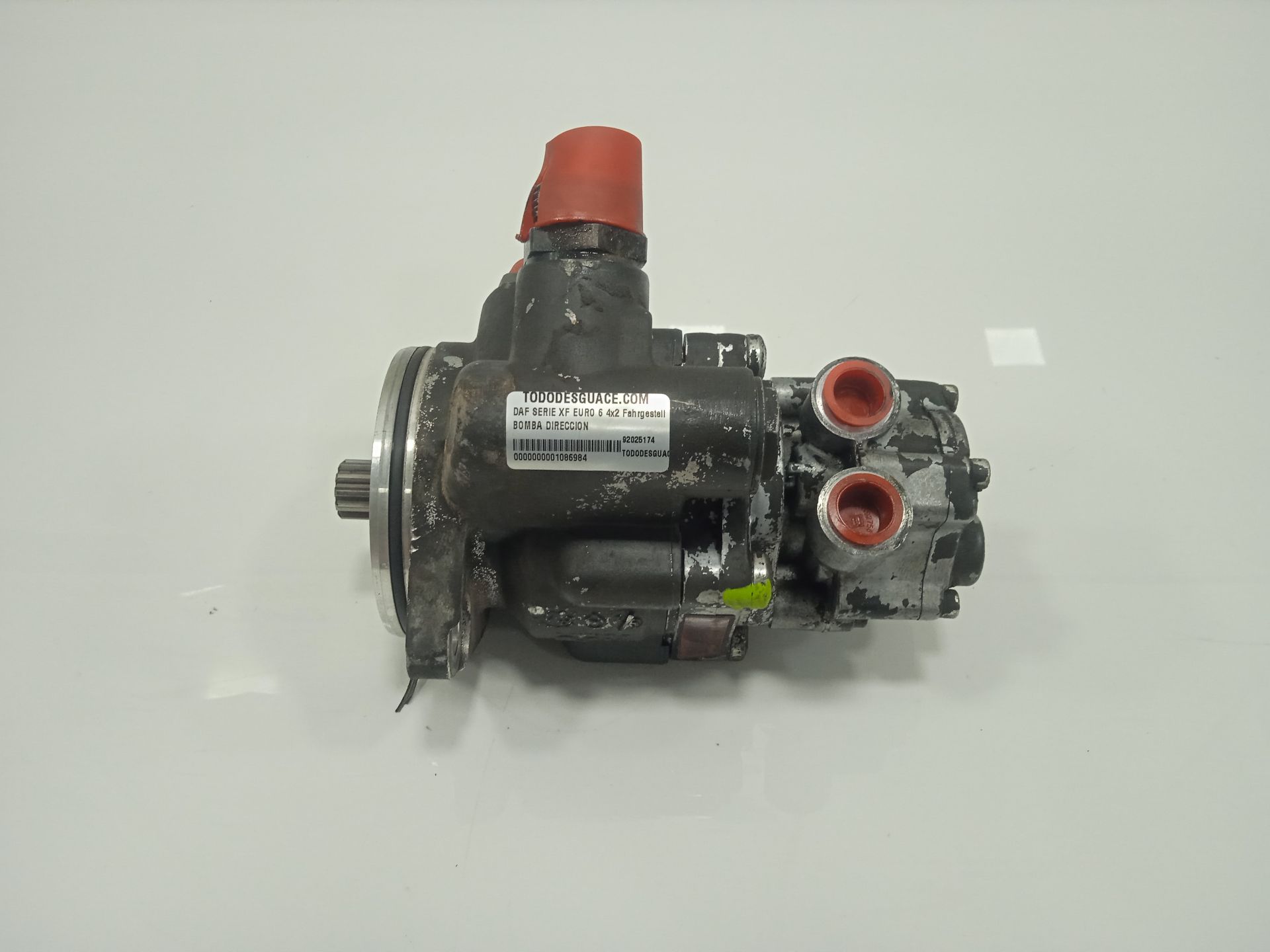 Bomba direccion daf xf (euro 6) 4x2 fahrgestell spacecab