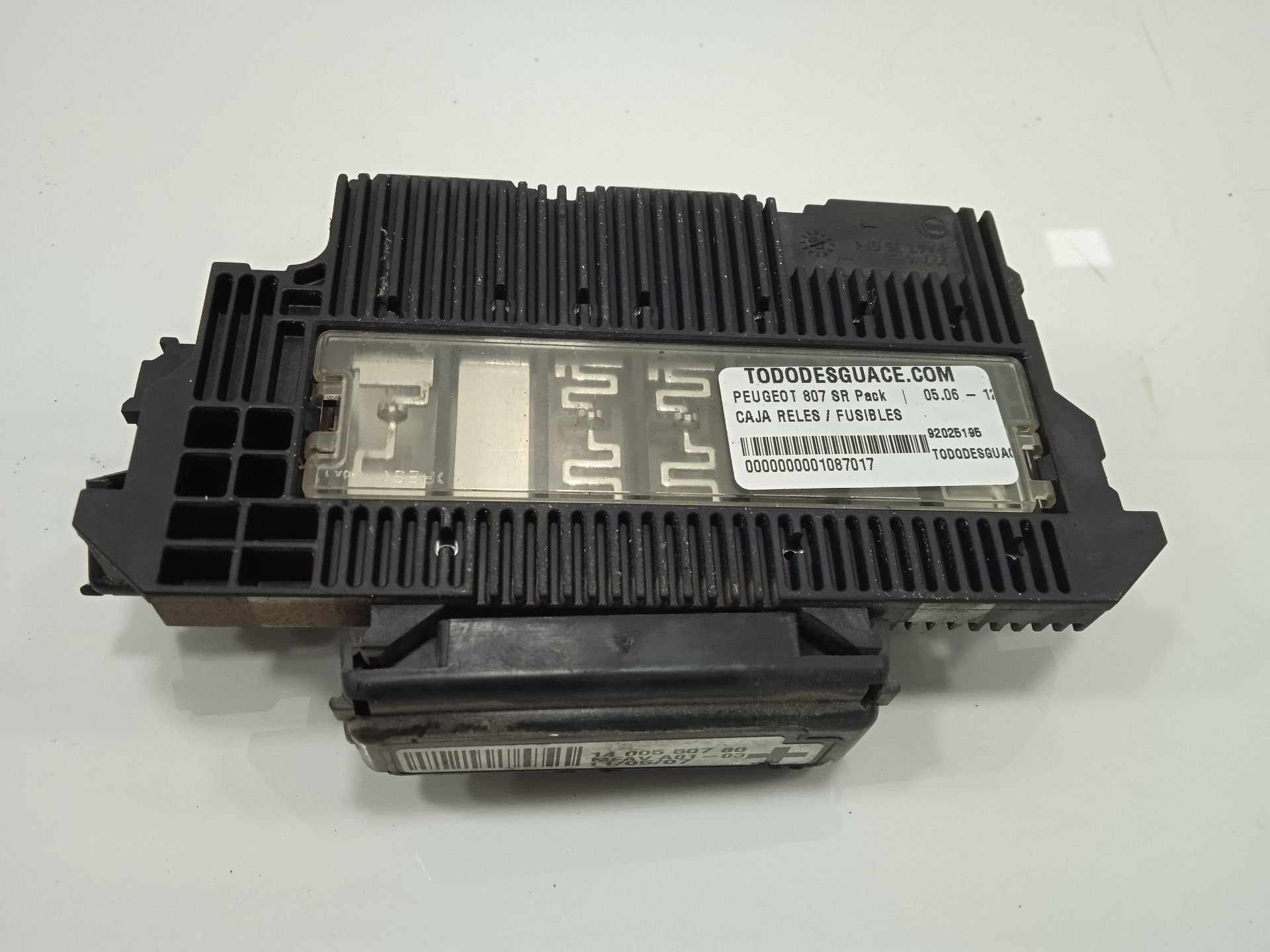 Caja reles / fusibles peugeot 807 sr pack