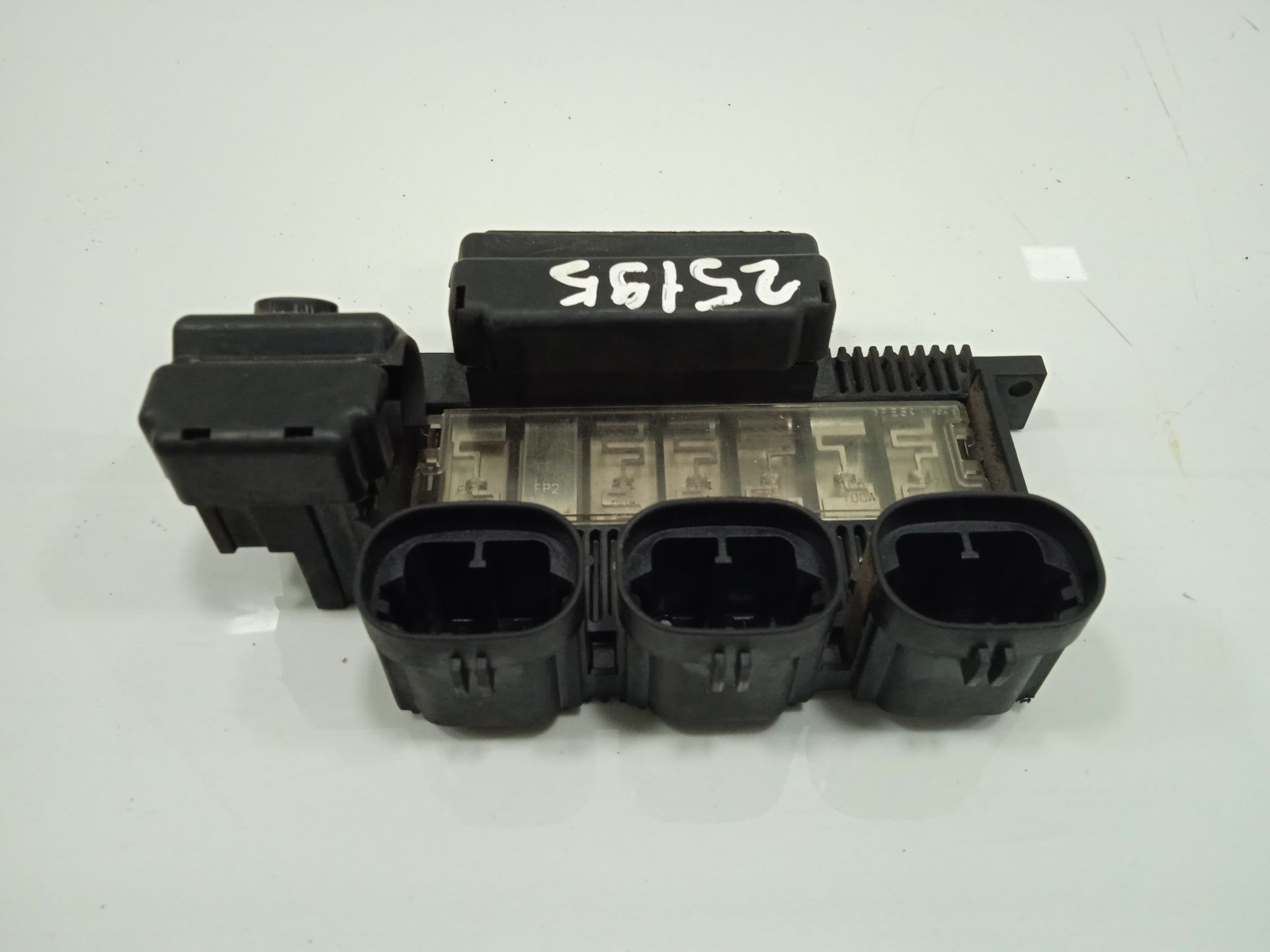 Caja reles / fusibles peugeot 807 sr pack