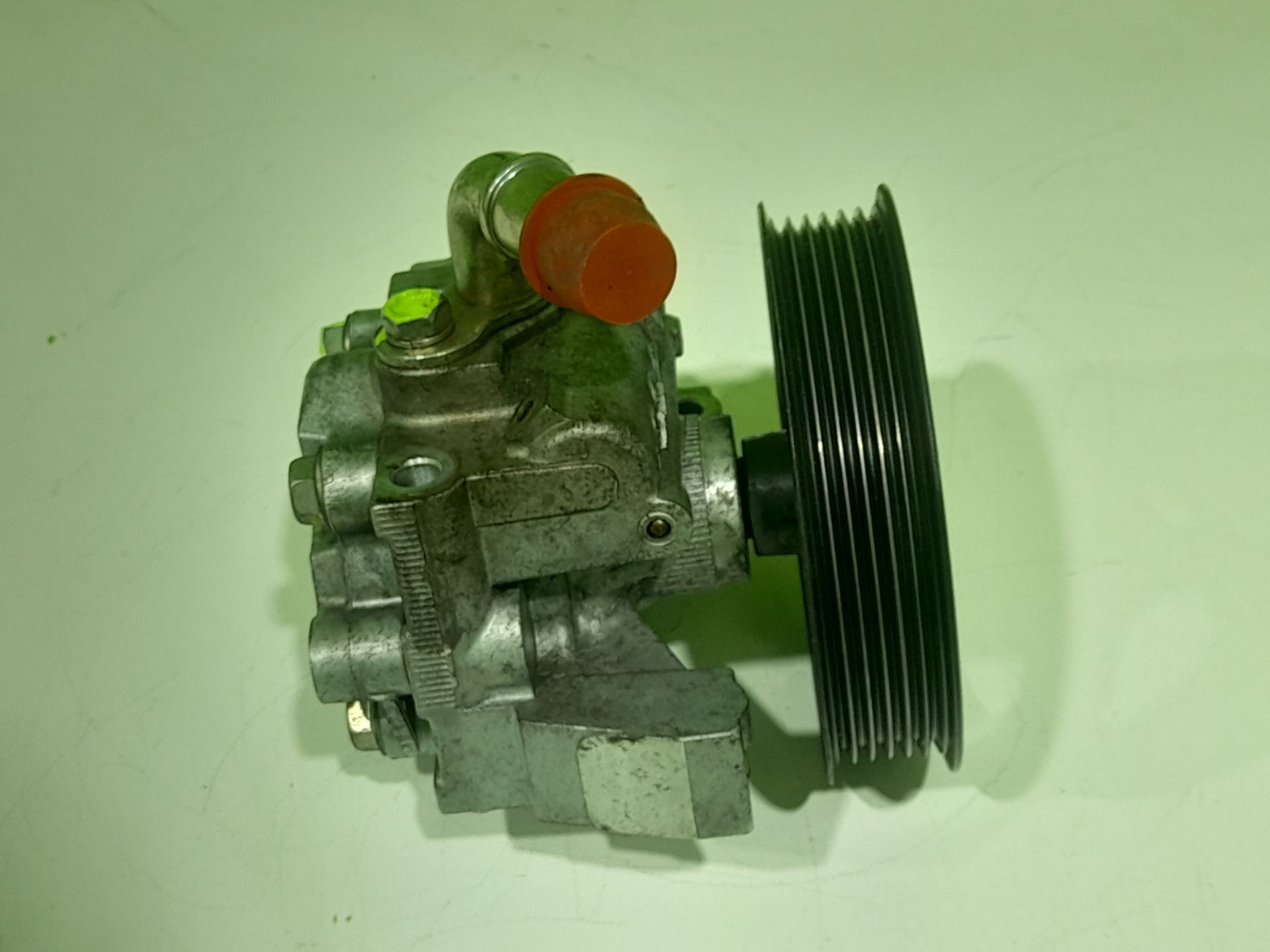 Bomba direccion ford tourneo connect (tc7) kombi corta (2009)