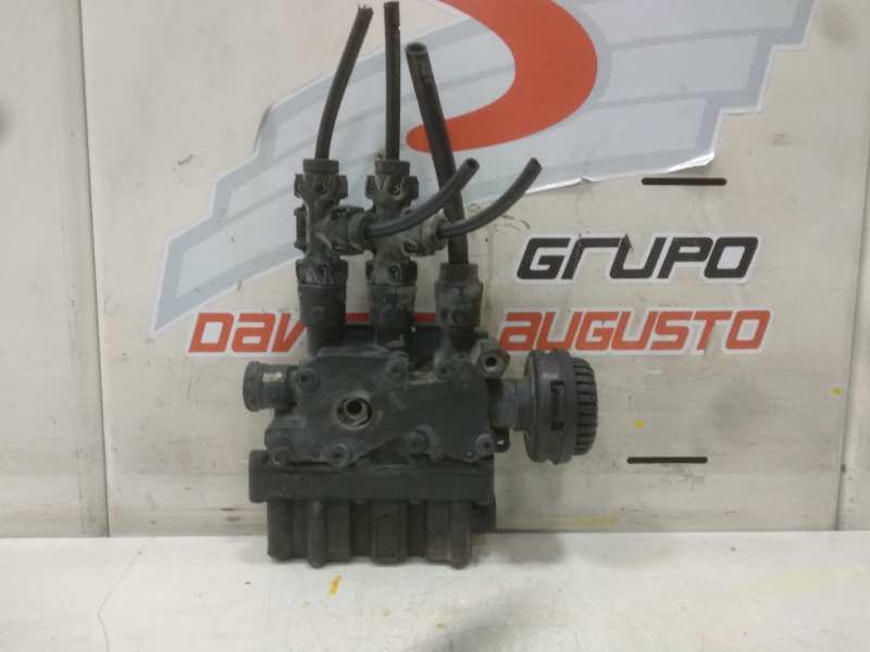  valvula control de suspension ecas   mercedes axor 2-ejes 18 ton 2004 - 1843 4x2 om 457 la l (largo) 12.0 r6 diesel (om 457 la)