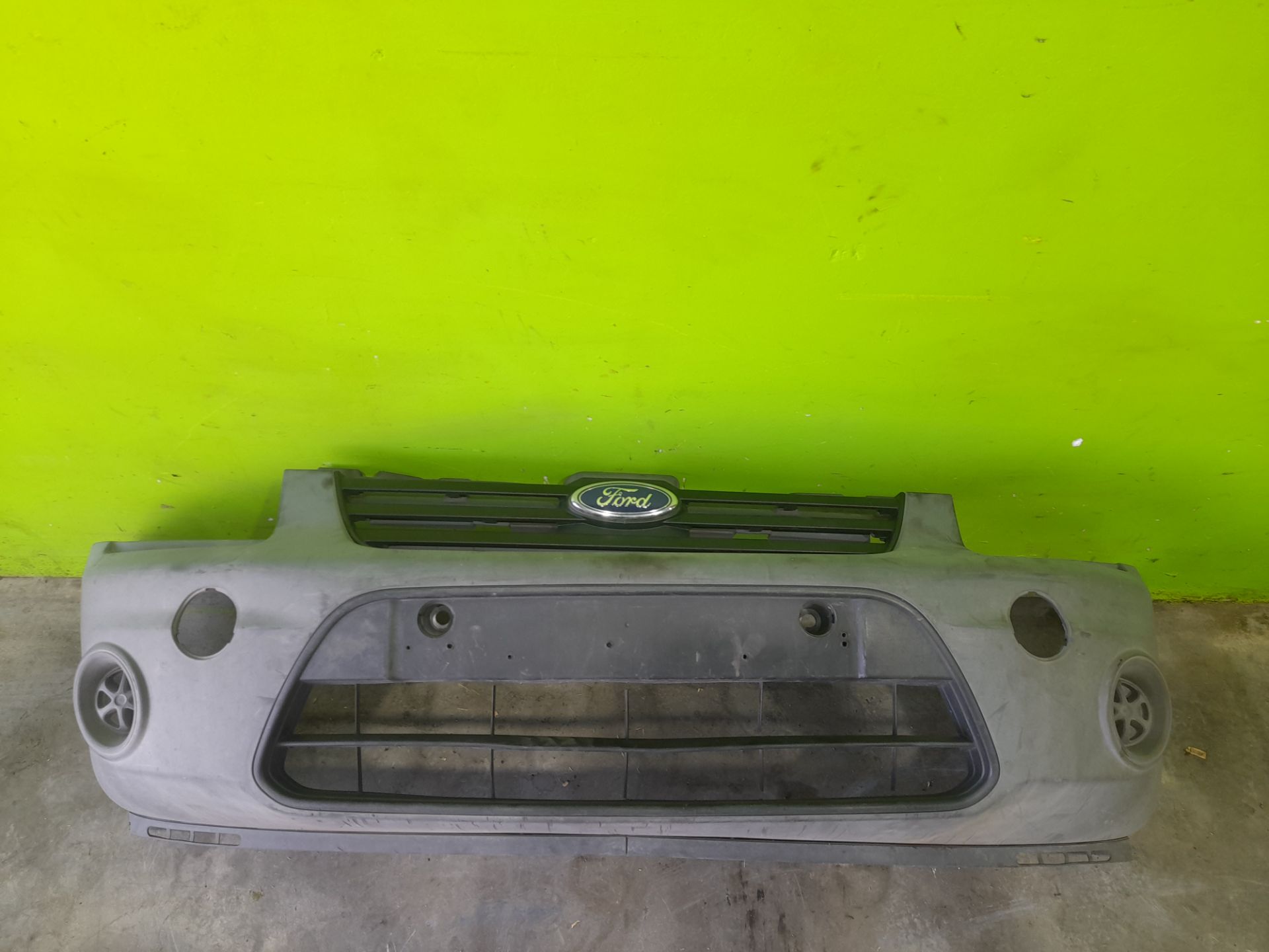 Paragolpes delantero ford tourneo connect (tc7) kombi corta (2009)