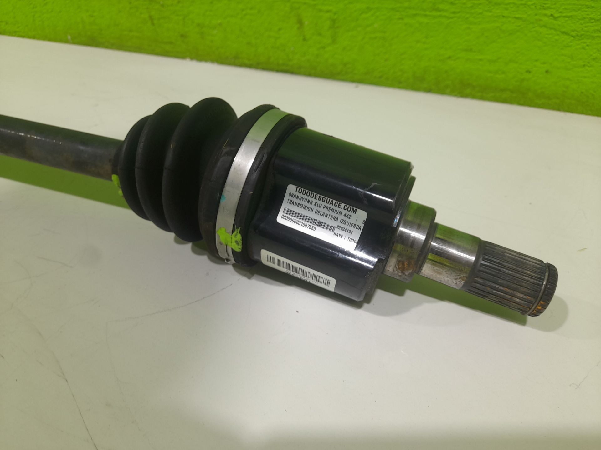 Transmision delantera izquierda ssangyong xlv premium 4x2