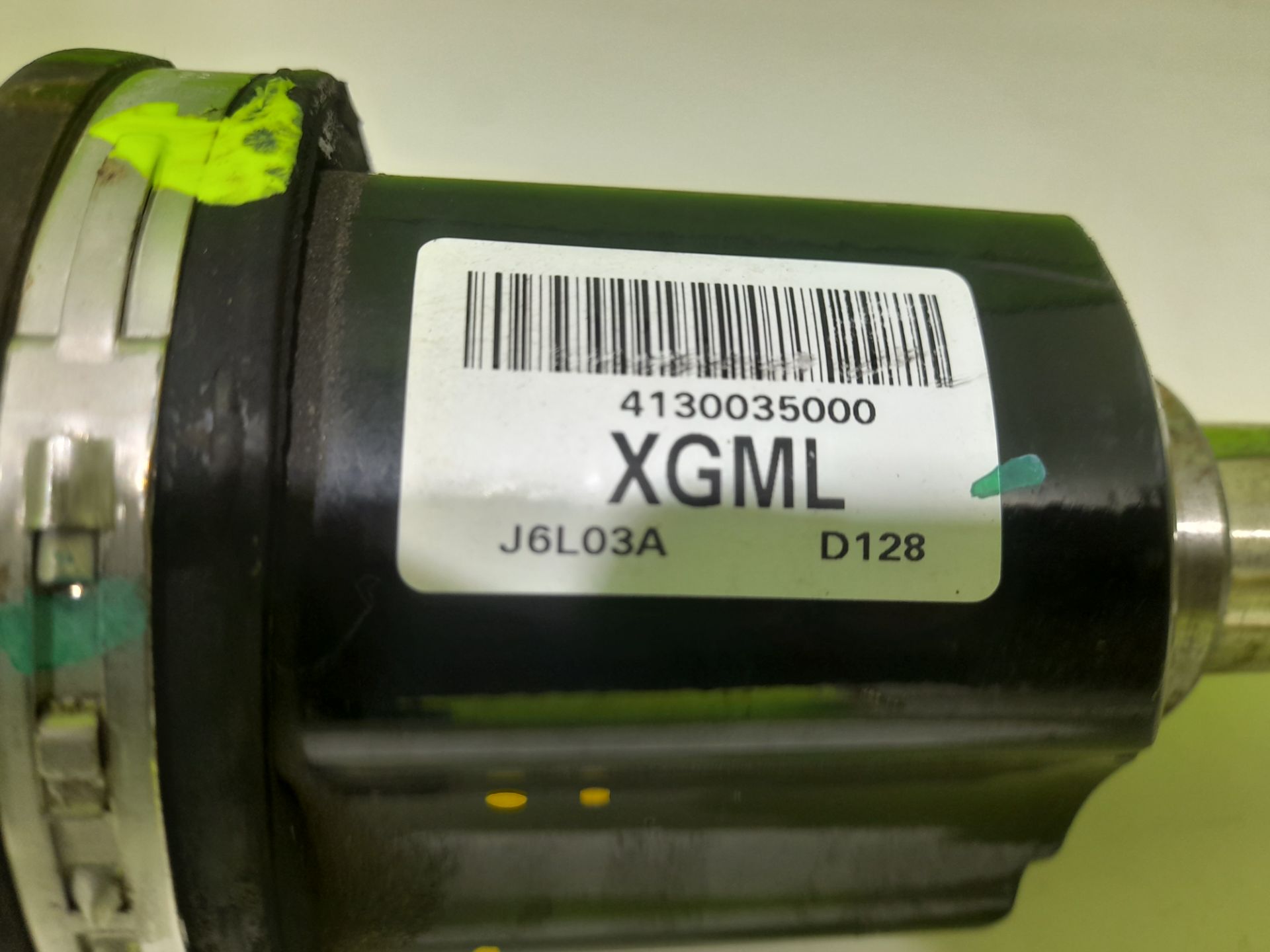 Transmision delantera izquierda ssangyong xlv premium 4x2