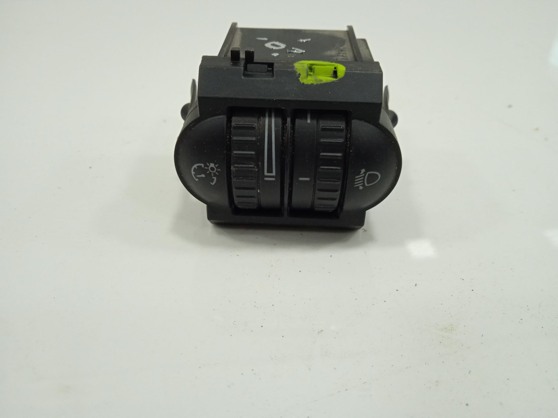 No identificado volkswagen golf vi (5k1)(10.2008) advance